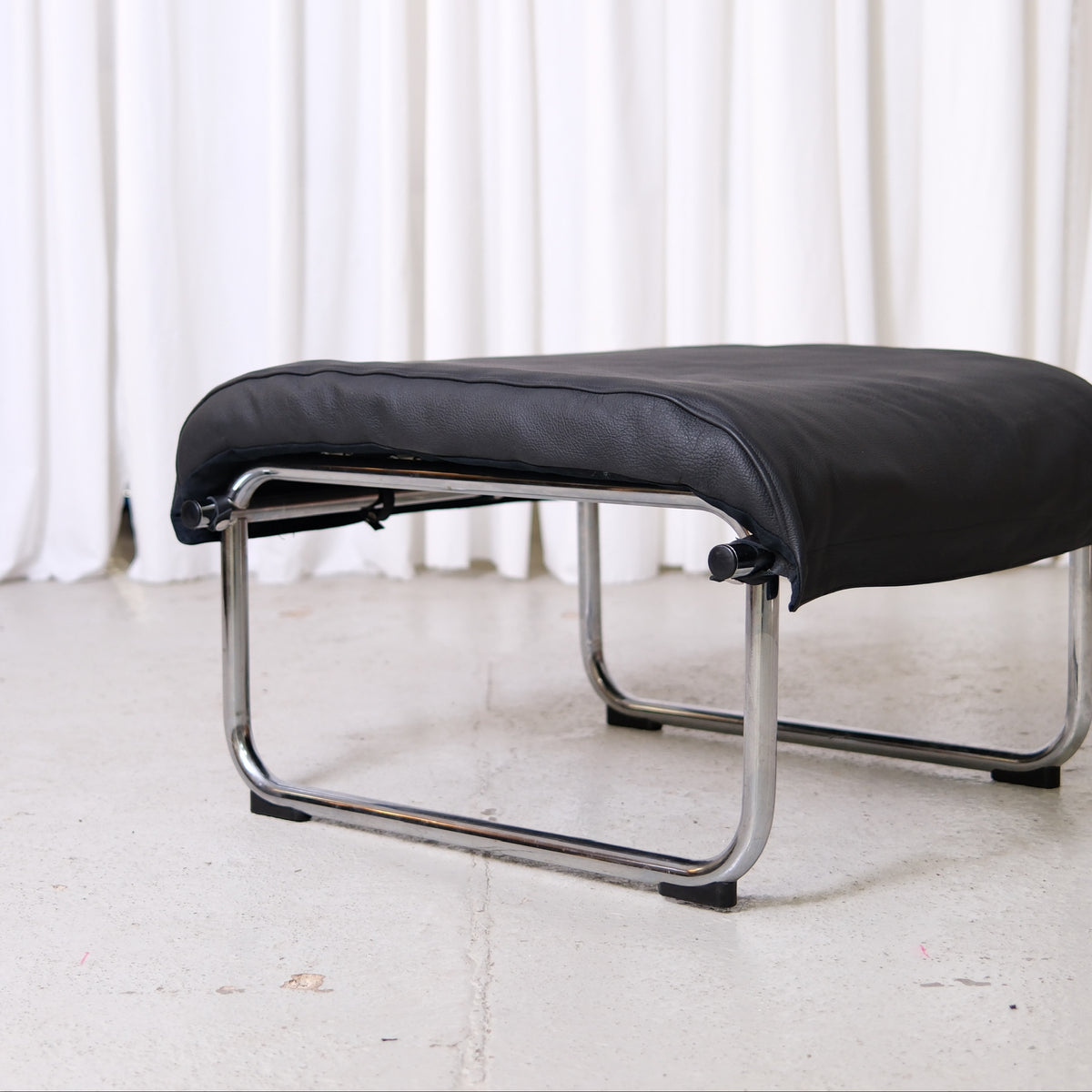 Yrjö Kukkapuro Remmi Lounge Chair and Ottoman in Black Leather