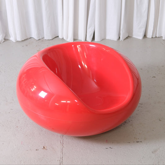 Eero Aarnio Pastilli Chair in Red