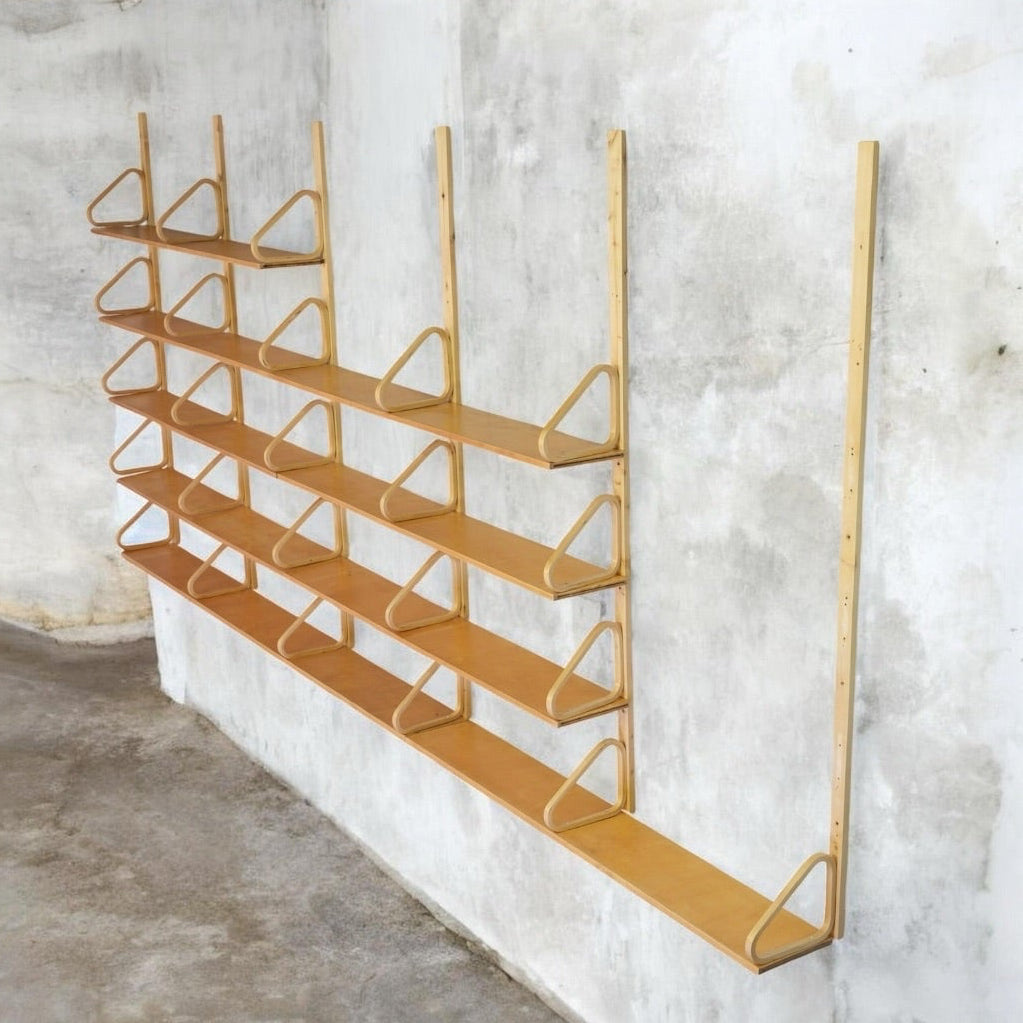 Alvar Aalto -mittatilausseinähylly, valmistaja Artek