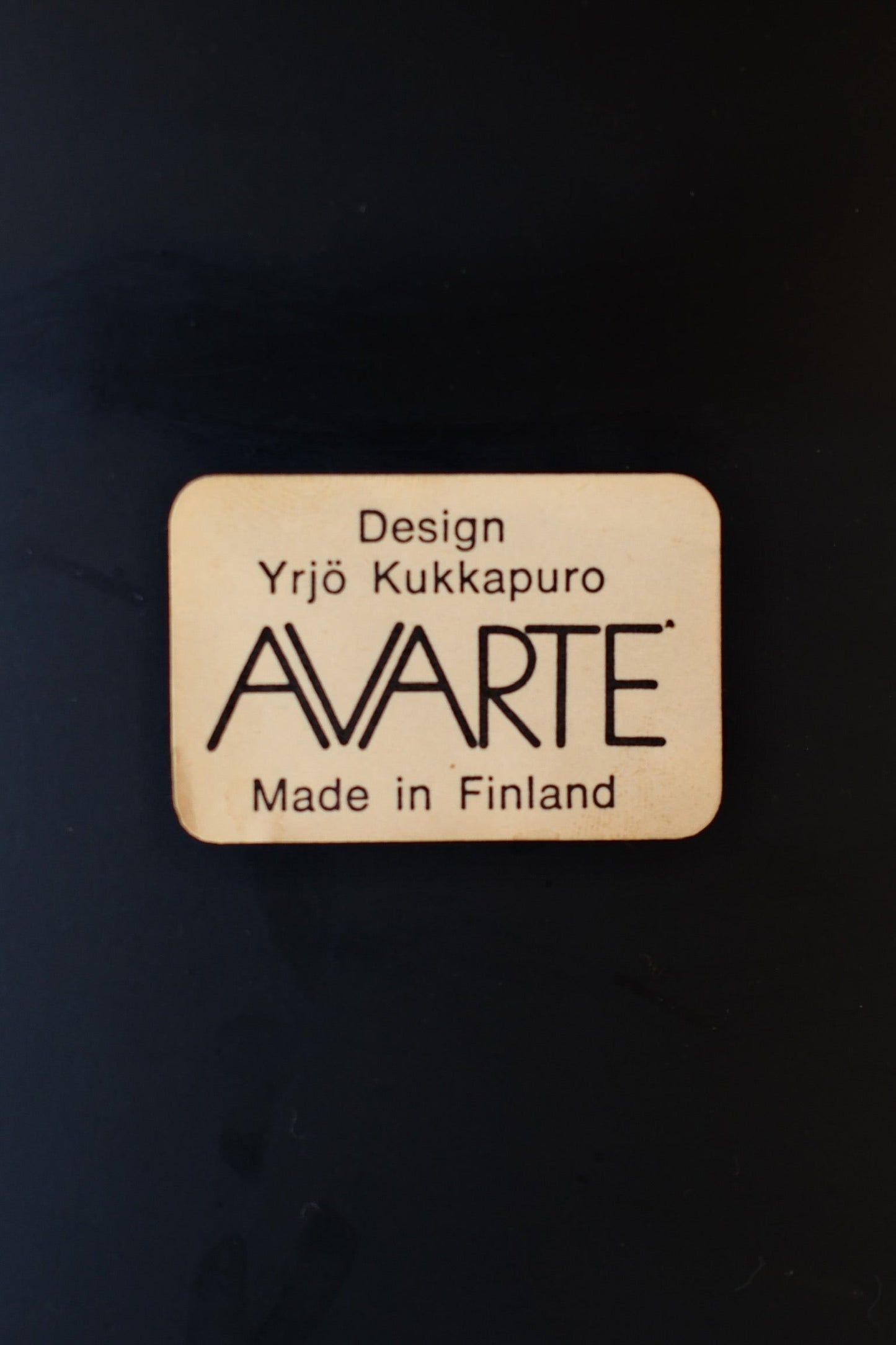 Yrjö Kukkapuro Saturnus -nojatuolit, valmistaja Avarte, Suomi