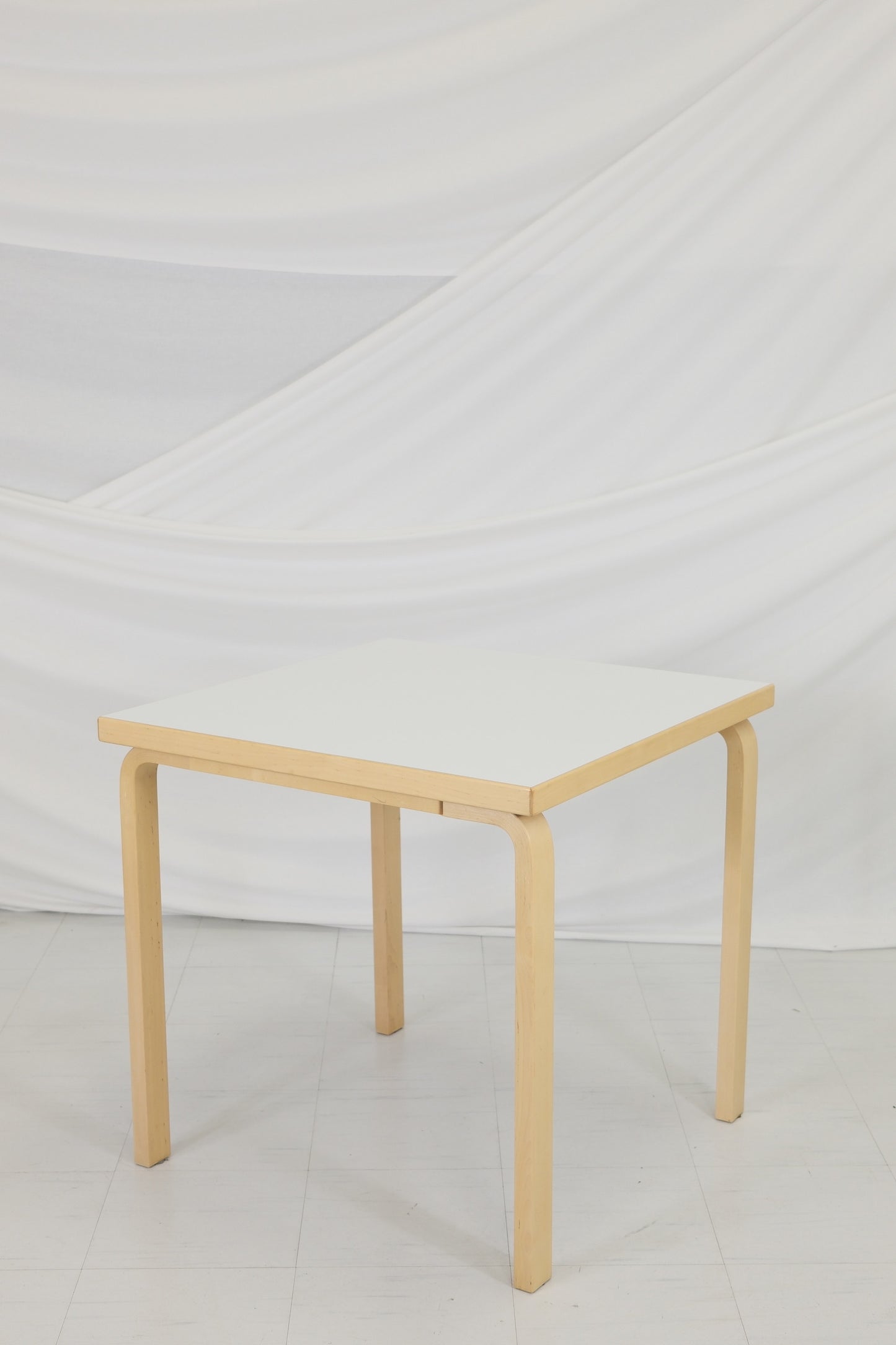 Artek 81c Dining Table