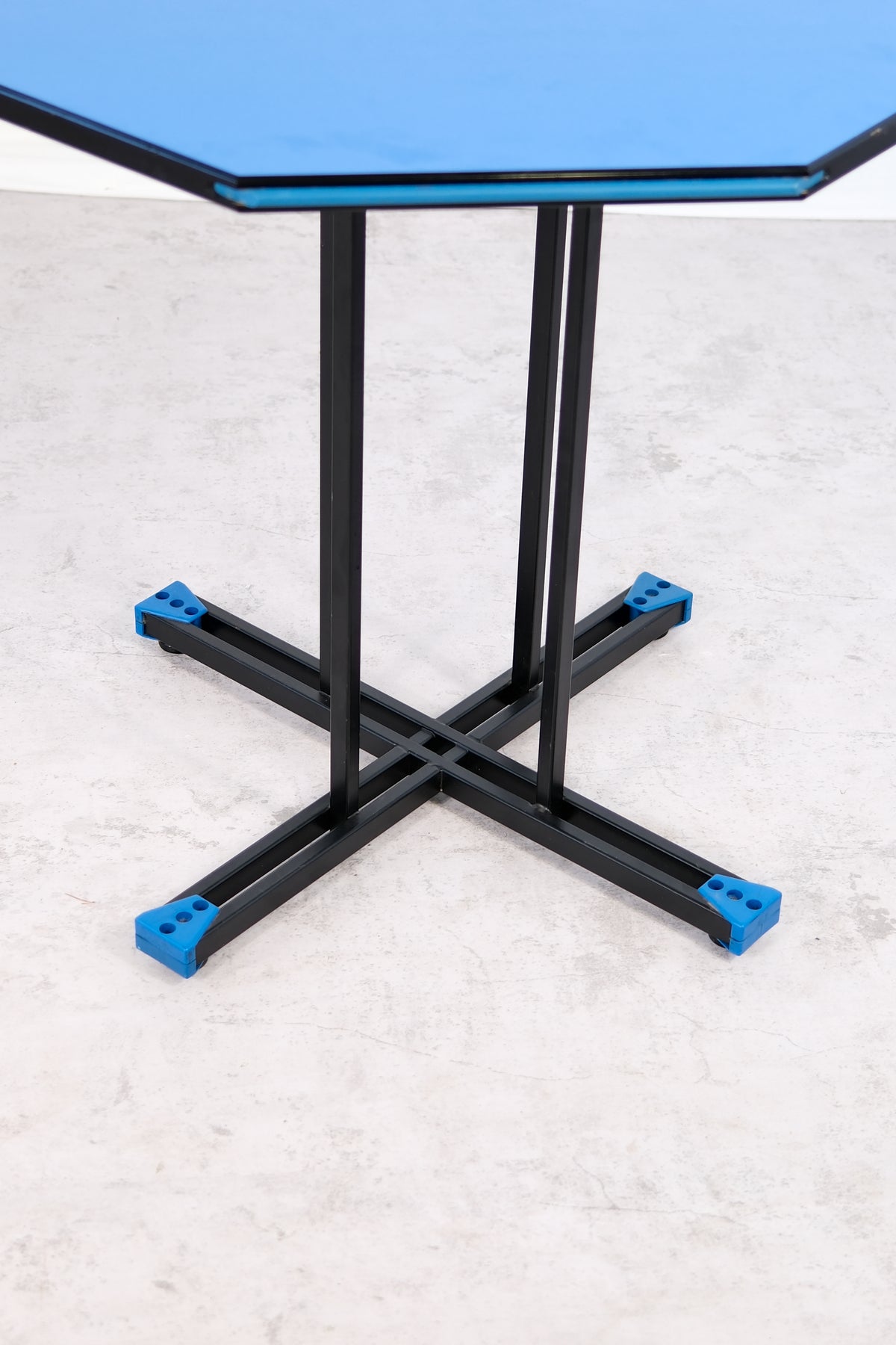 Yrjö Kukkapuro 'Visual' Table for Avarte