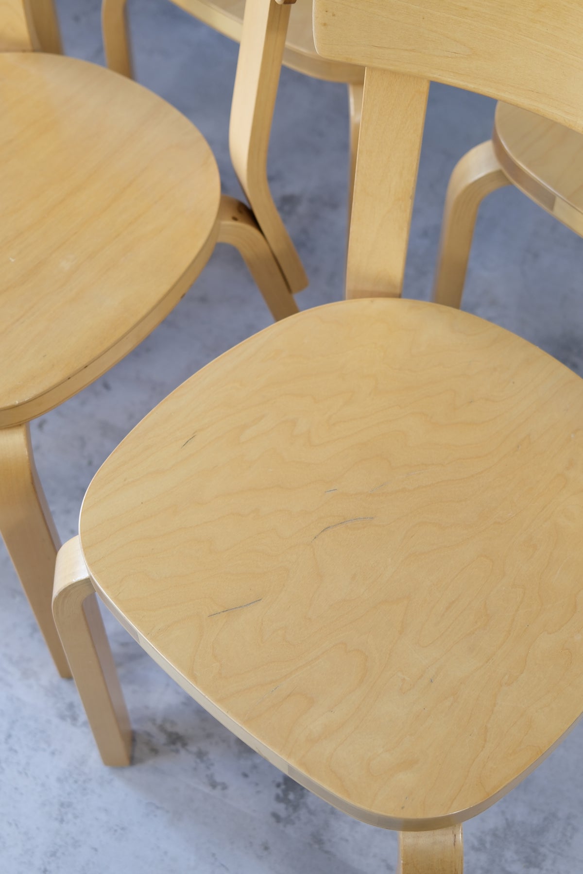 Alvar Aalto Artek 69 -tuolit
