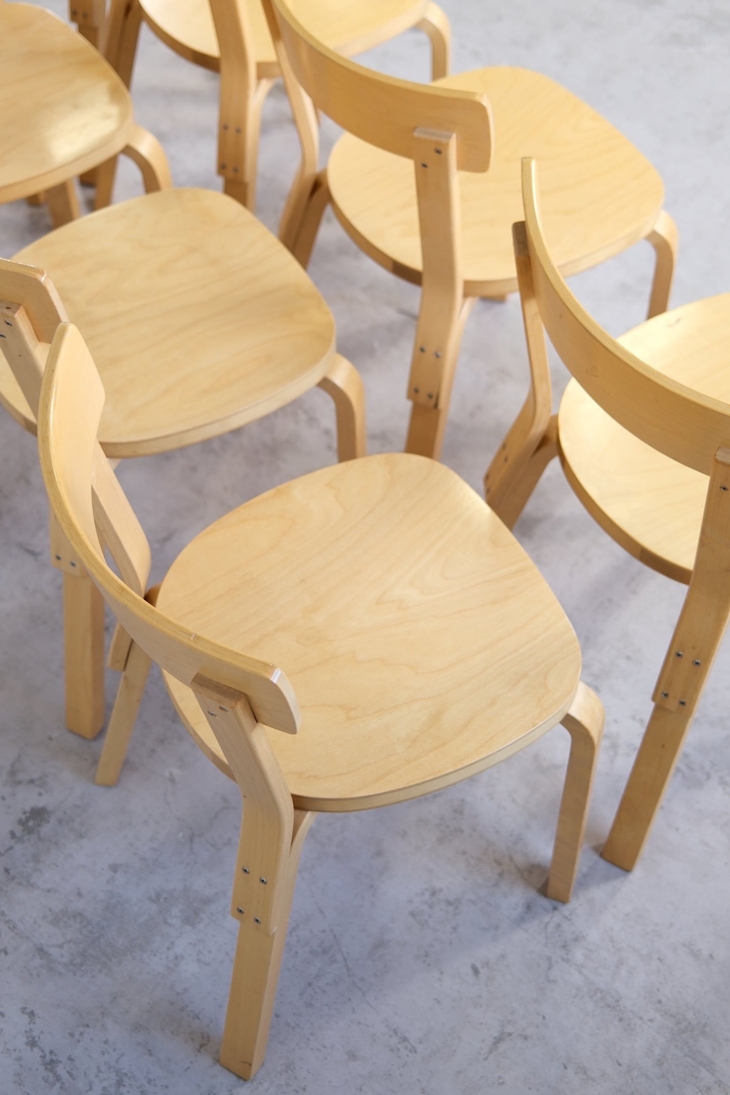 Alvar Aalto Artek 69 -tuolit