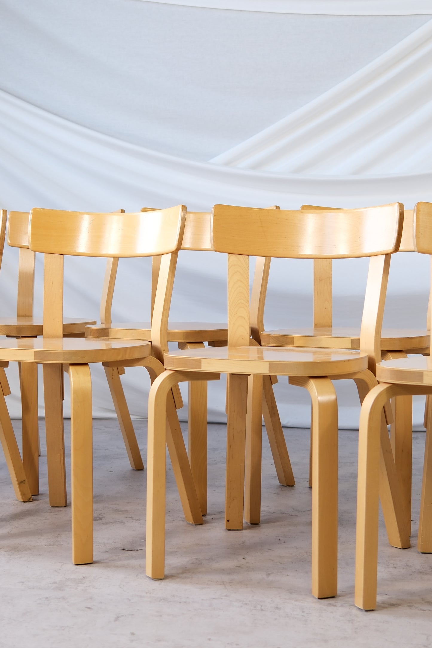 Alvar Aalto Artek 69 -tuolit