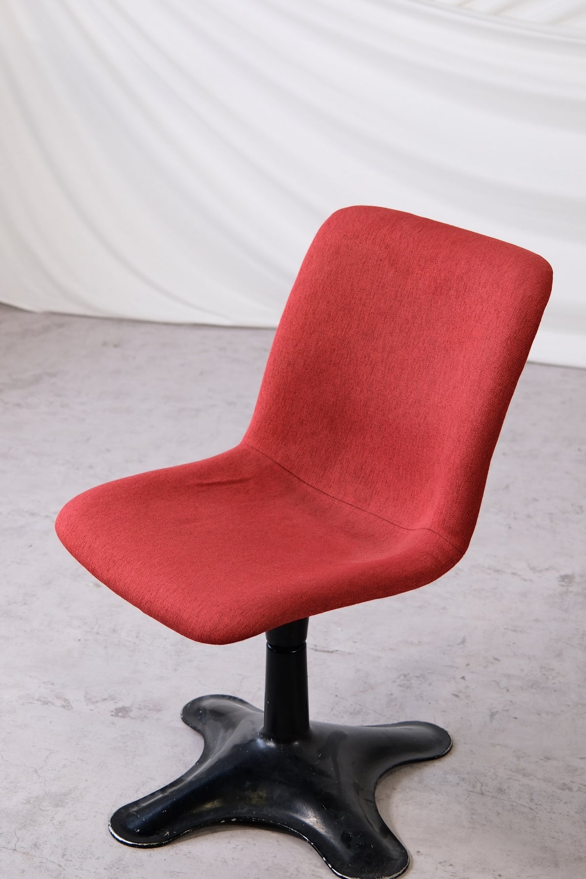 Yrjö Kukkapuro Junior 415 -tuolit, valmistaja Haimi, 1960-luku