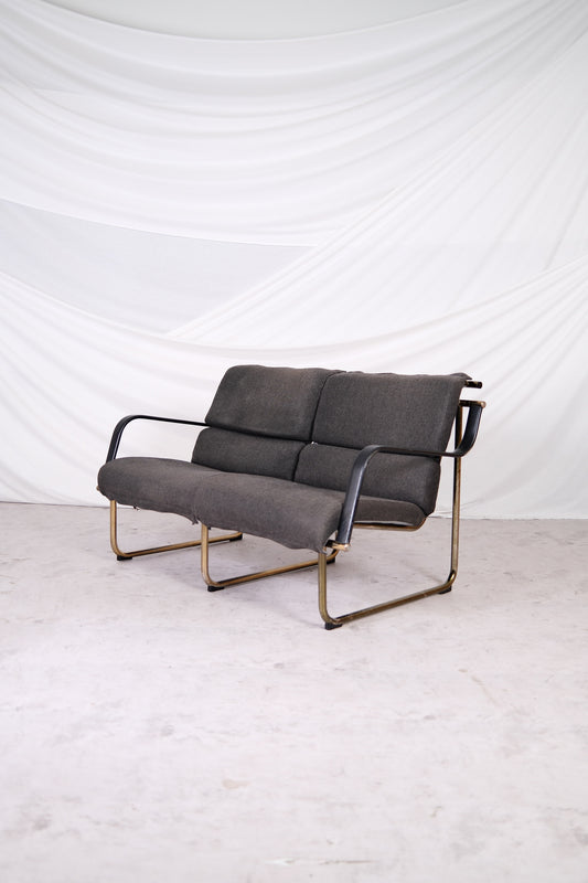 Yrjö Kukkapuro Remmi 2-Seater Sofa in Kvadrat Fabric