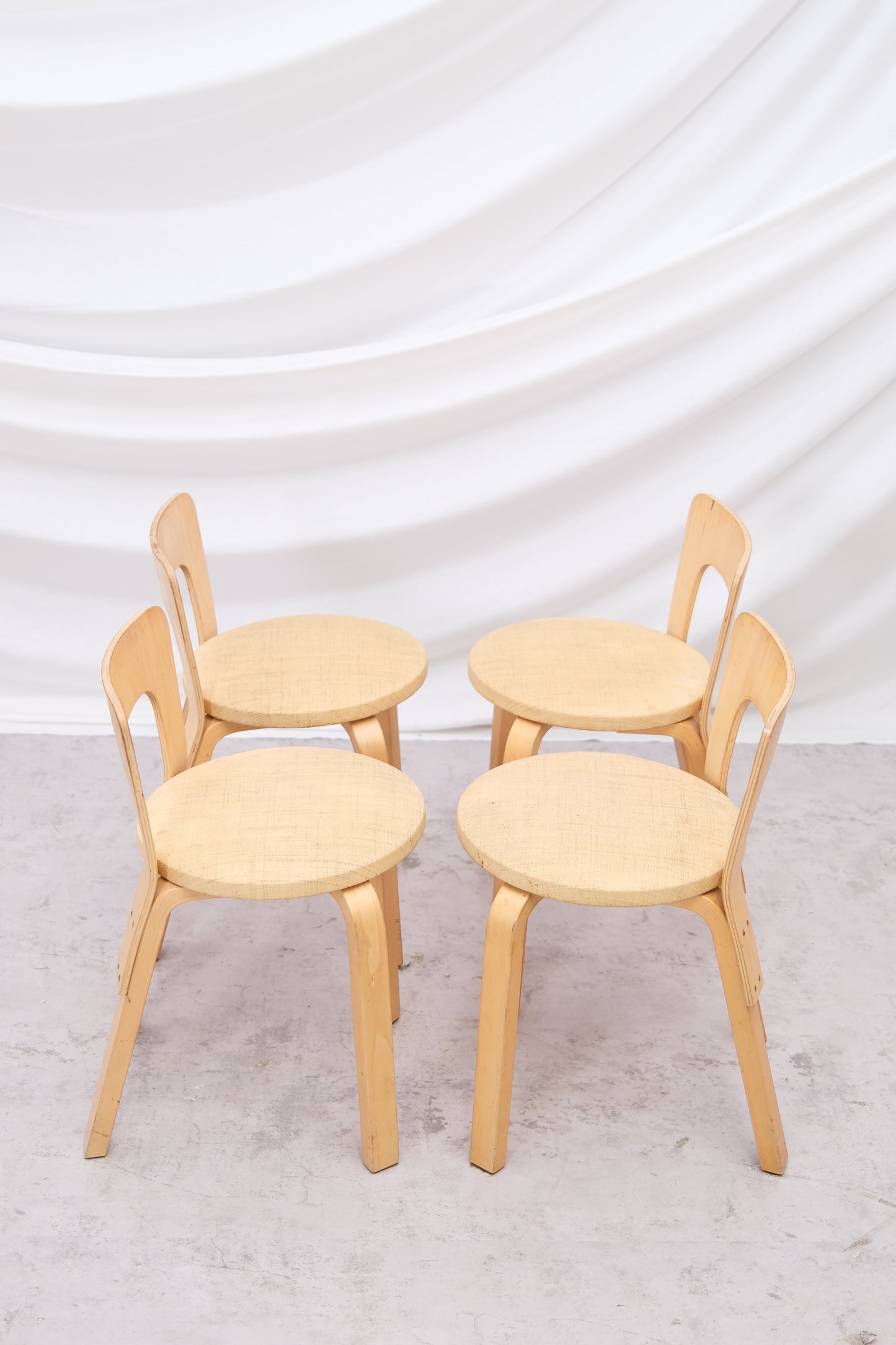 Alvar Aalto Set of 4 Artek Chair 65, upholstered in Niinikangas fabric - Pino Interiors