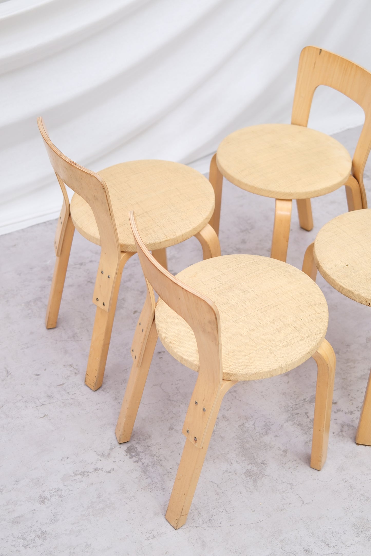 Alvar Aalto Set of 4 Artek Chair 65, upholstered in Niinikangas fabric - Pino Interiors