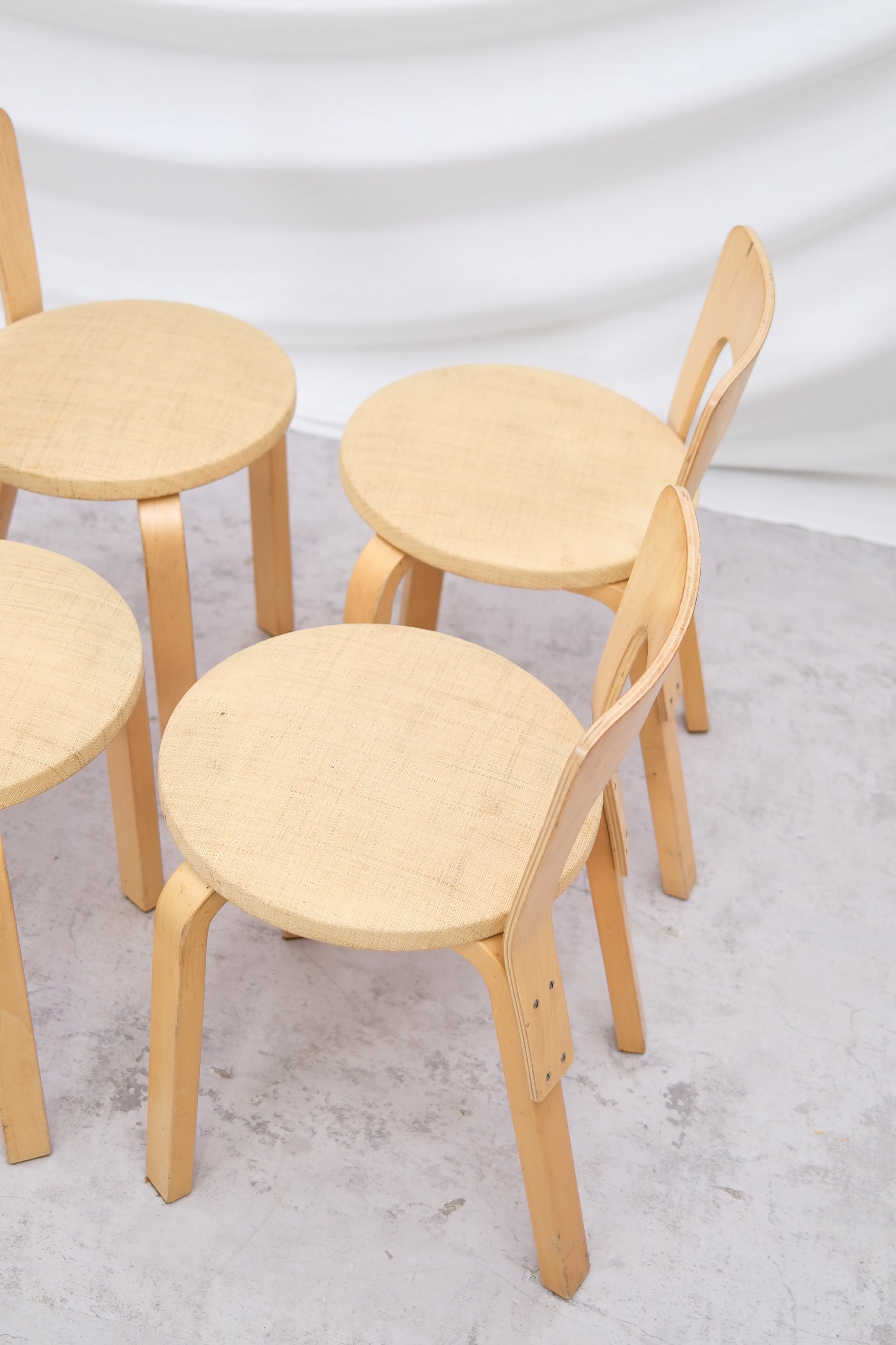 Alvar Aalto Set of 4 Artek Chair 65, upholstered in Niinikangas fabric - Pino Interiors