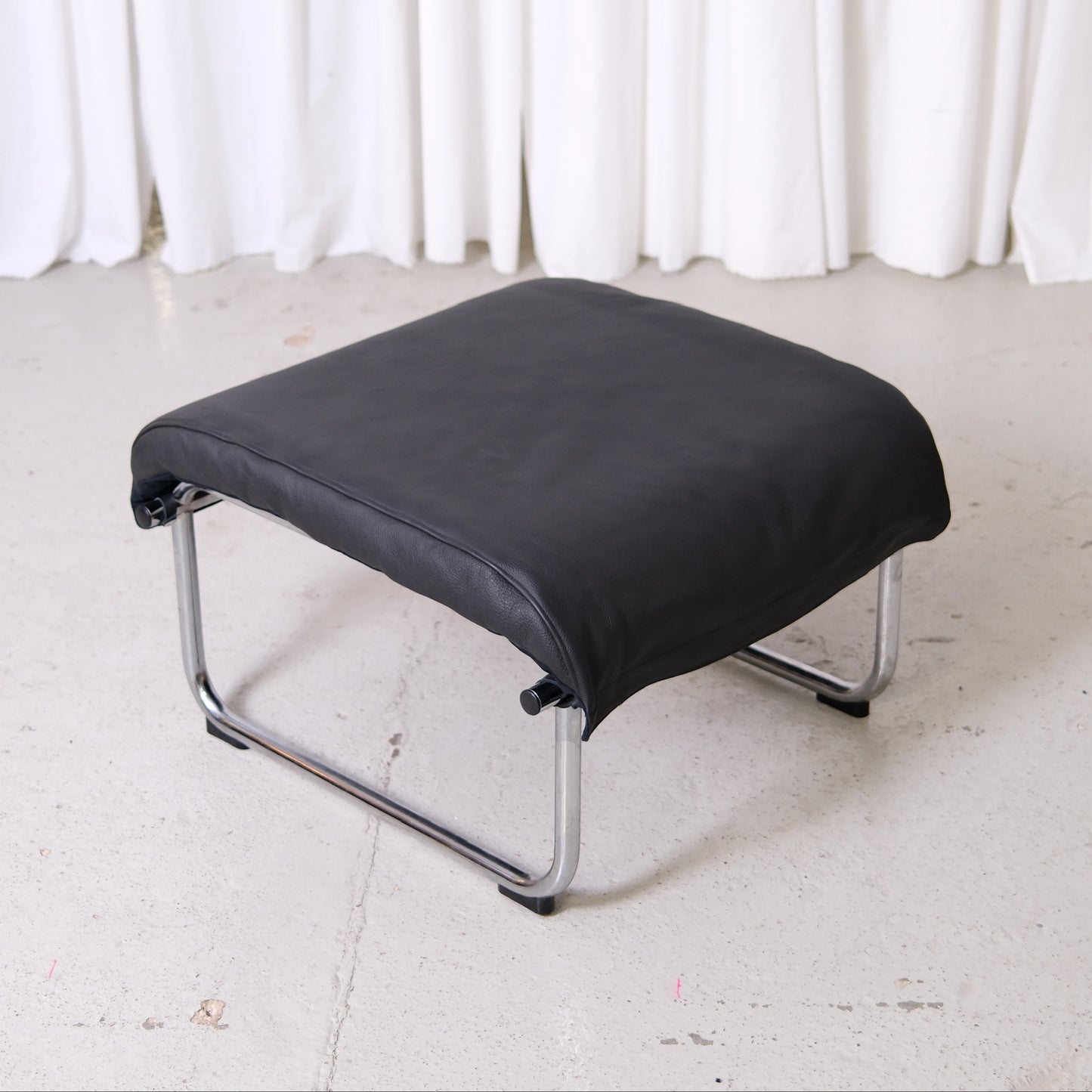 Yrjö Kukkapuro Remmi Lounge Chair and Ottoman in Black Leather