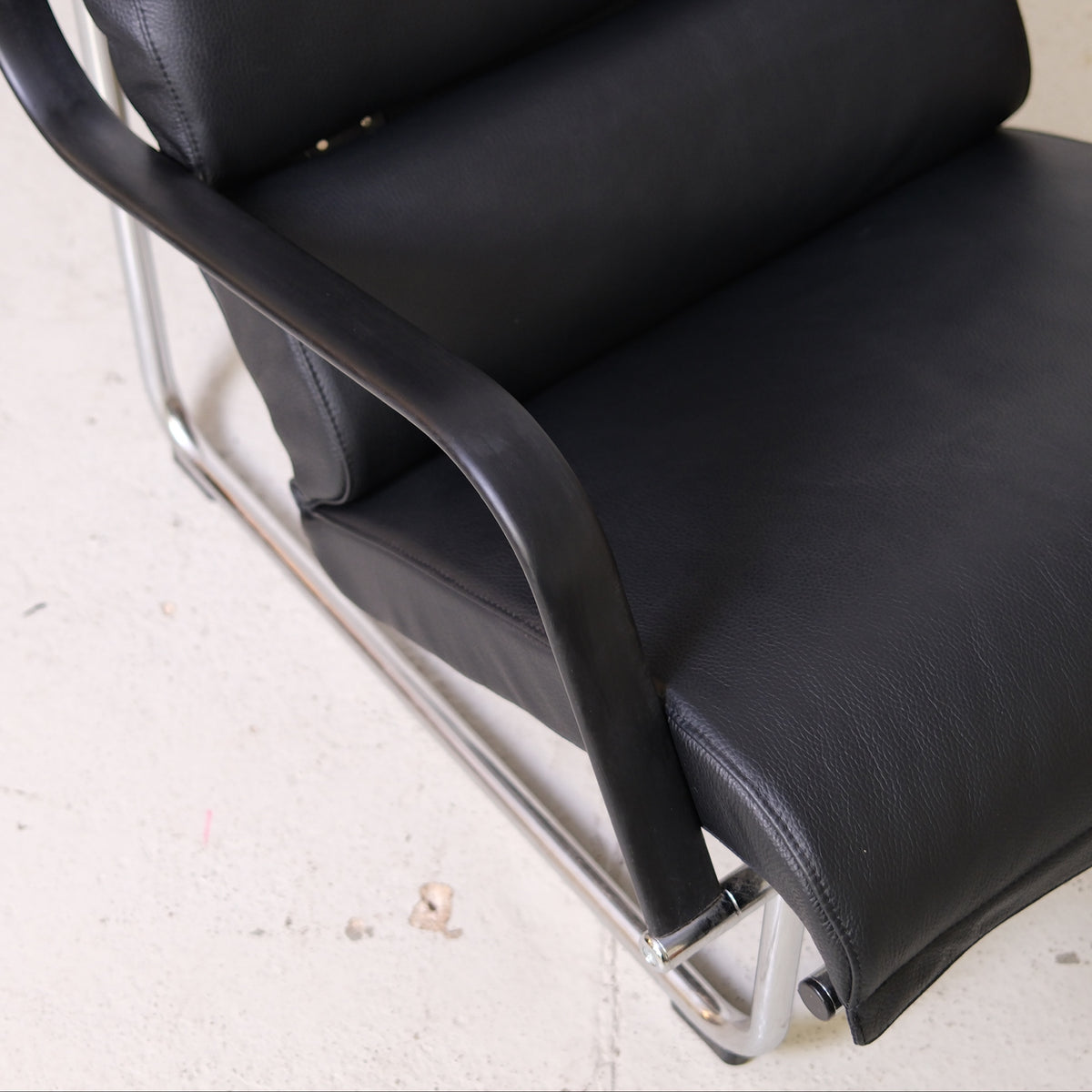 Yrjö Kukkapuro Remmi Lounge Chair and Ottoman in Black Leather
