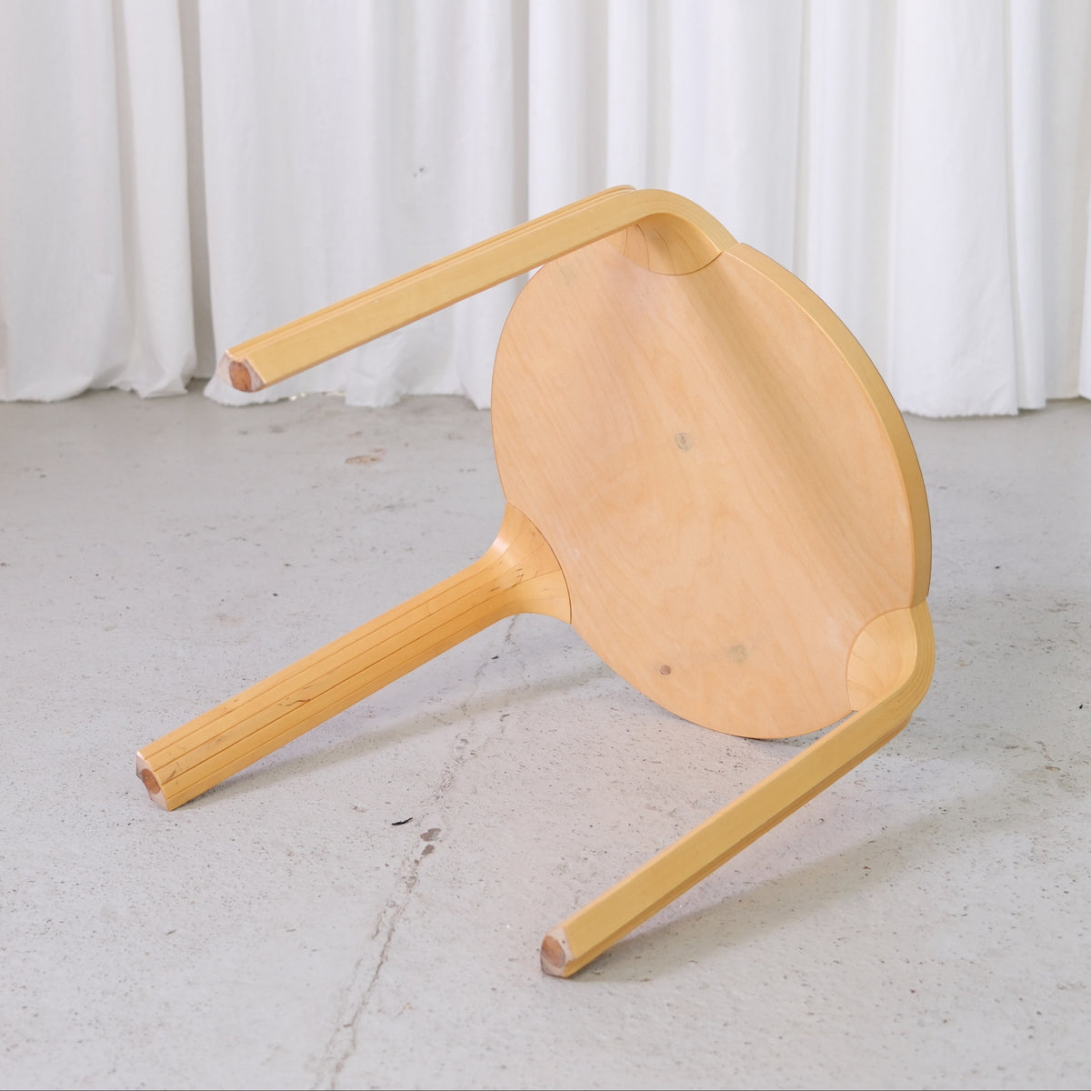 Rare Artek X600 Stool in White Laminate by Alvar Aalto