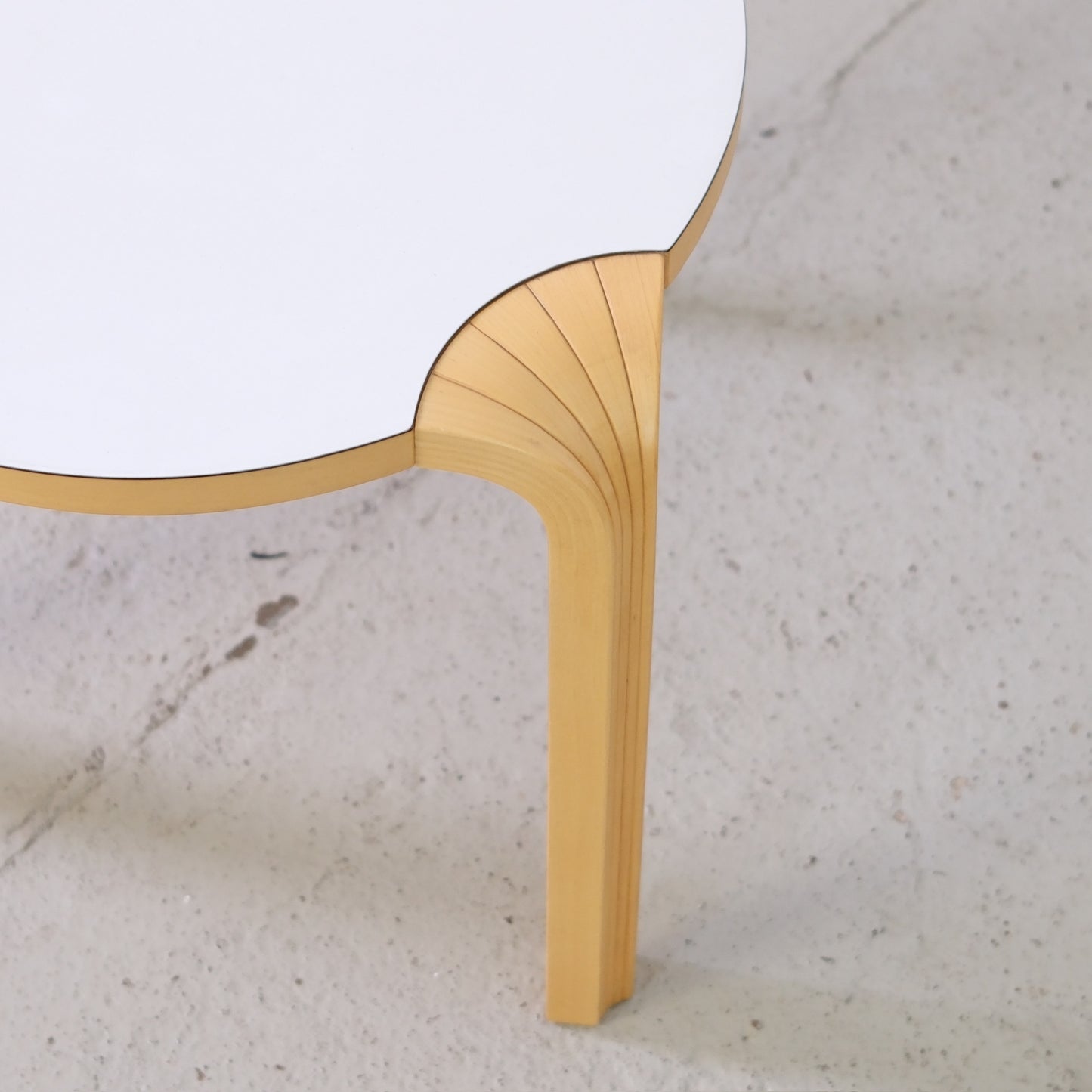 Rare Artek X600 Stool in White Laminate by Alvar Aalto