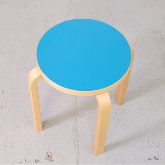 Artek E60 Stool with Bright Blue Laminate Seat by Alvar Aalto
