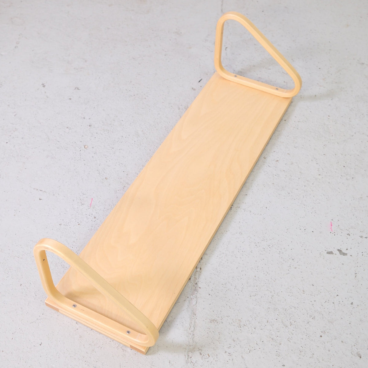 Artek 112B -koivuseinähylly