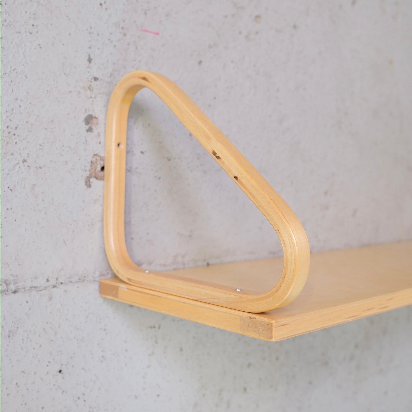 Artek seinähylly 112B, koivu – Alvar Aalto
