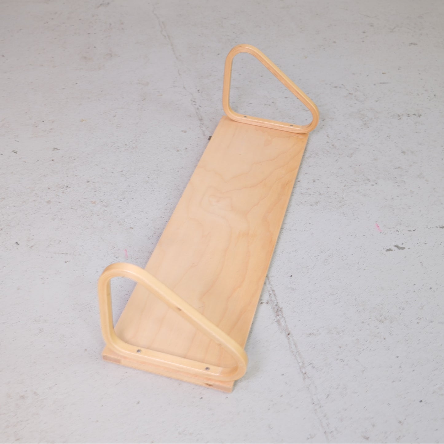 Artek seinähylly 112B, koivu – Alvar Aalto