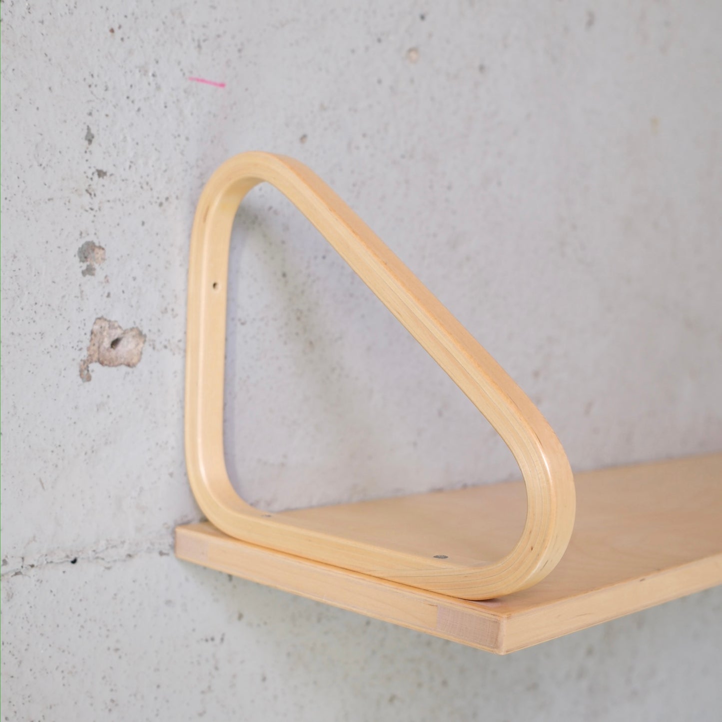 Artek seinähylly 112B, koivu – Alvar Aalto