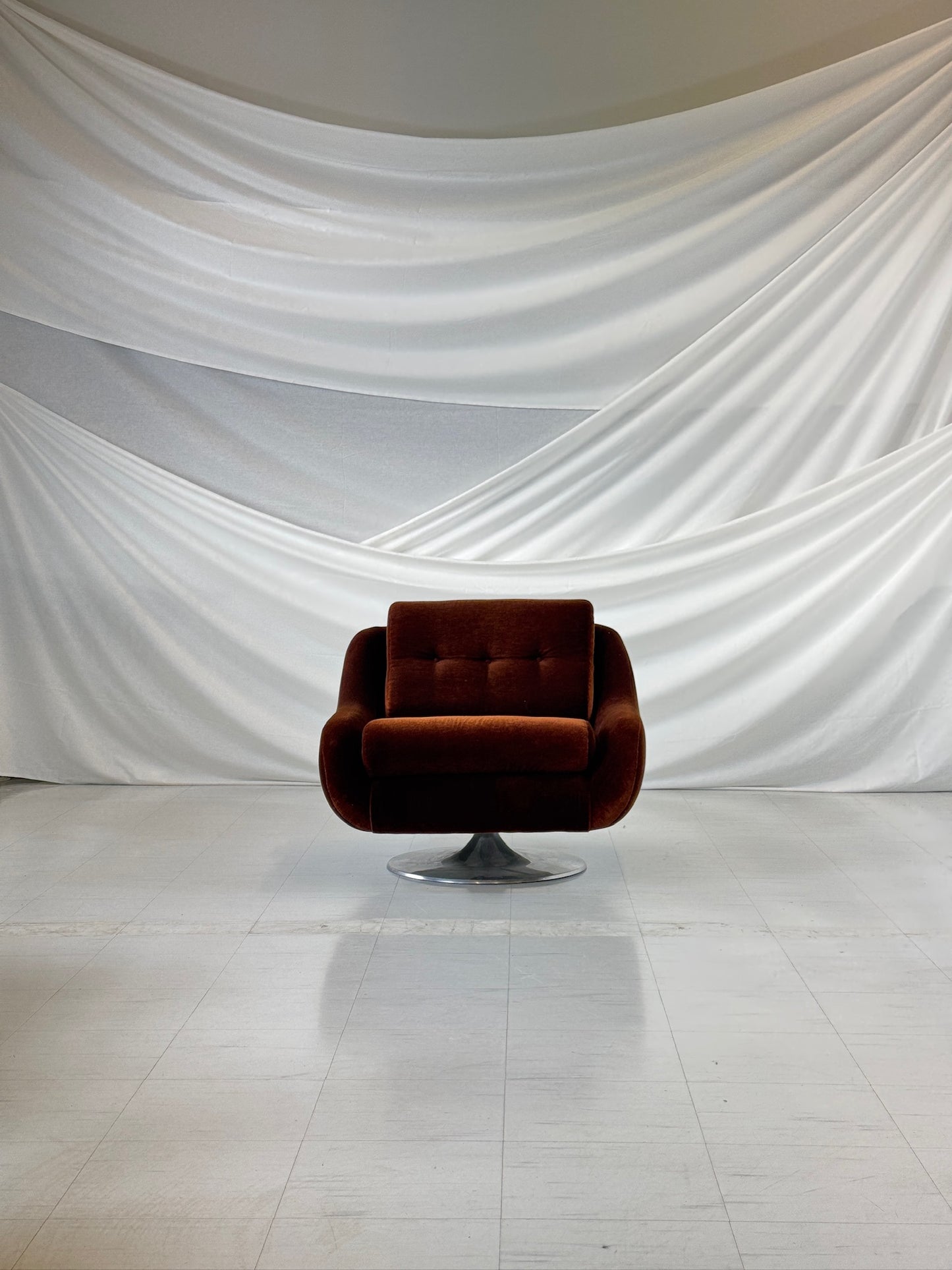 Vintage Swivel Armchair Brown Velvet