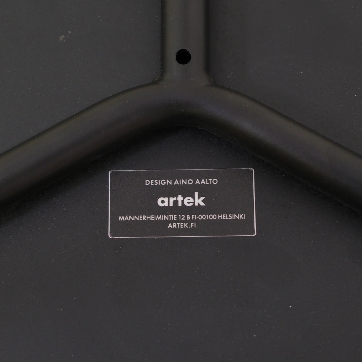 Artek 606 Side Table, Black
