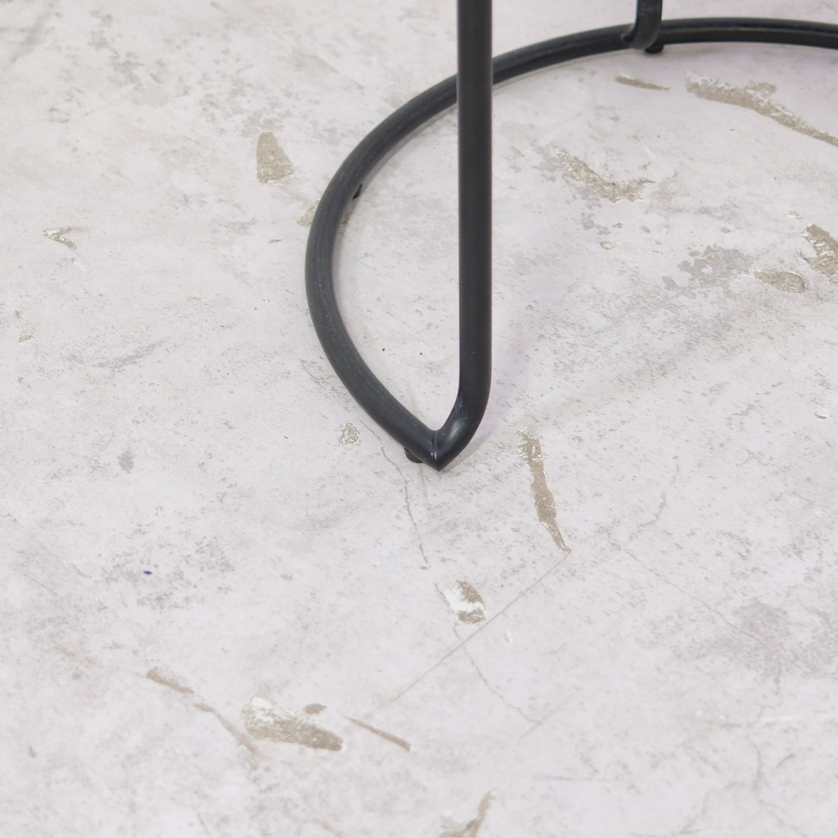 Artek 606 Side Table, Black