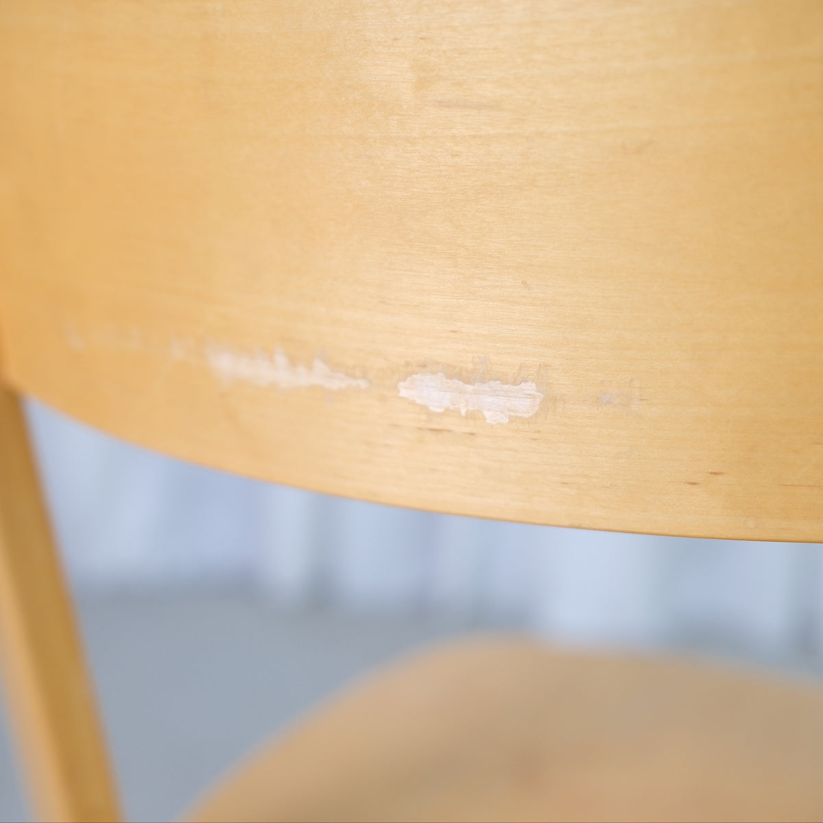 Artek tuoli 69, koivu – Alvar Aalto
