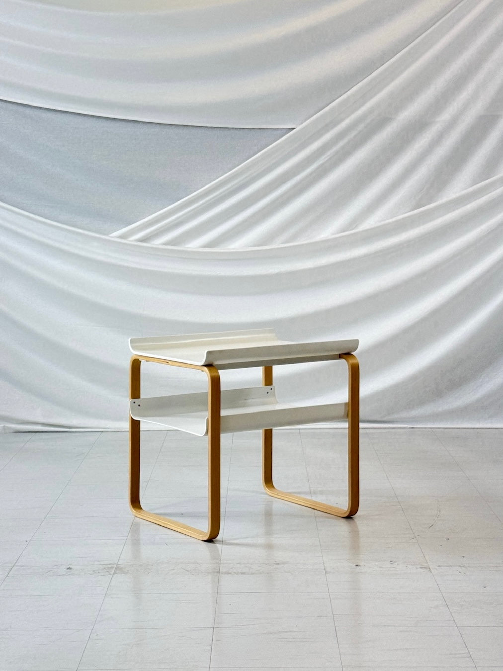 Alvar Aalto Kehäpöytä 915 for Artek