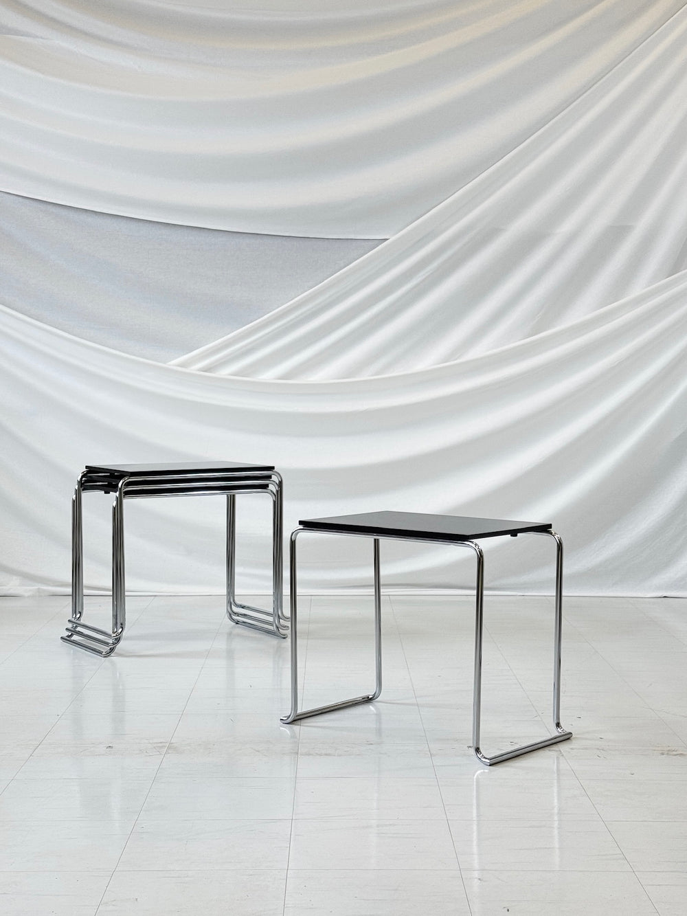 Artek Paimio 806 sivupöytä – Alvar Aalto