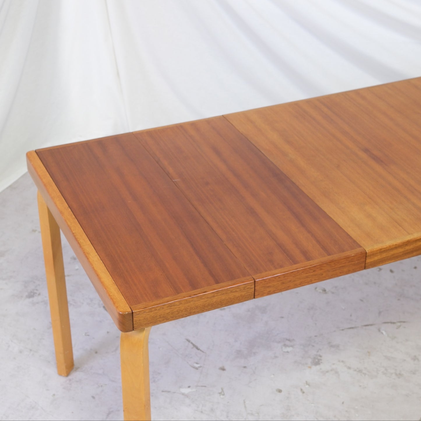 Aino Aalto Model 95 A Dining Table in Mahogany for Artek