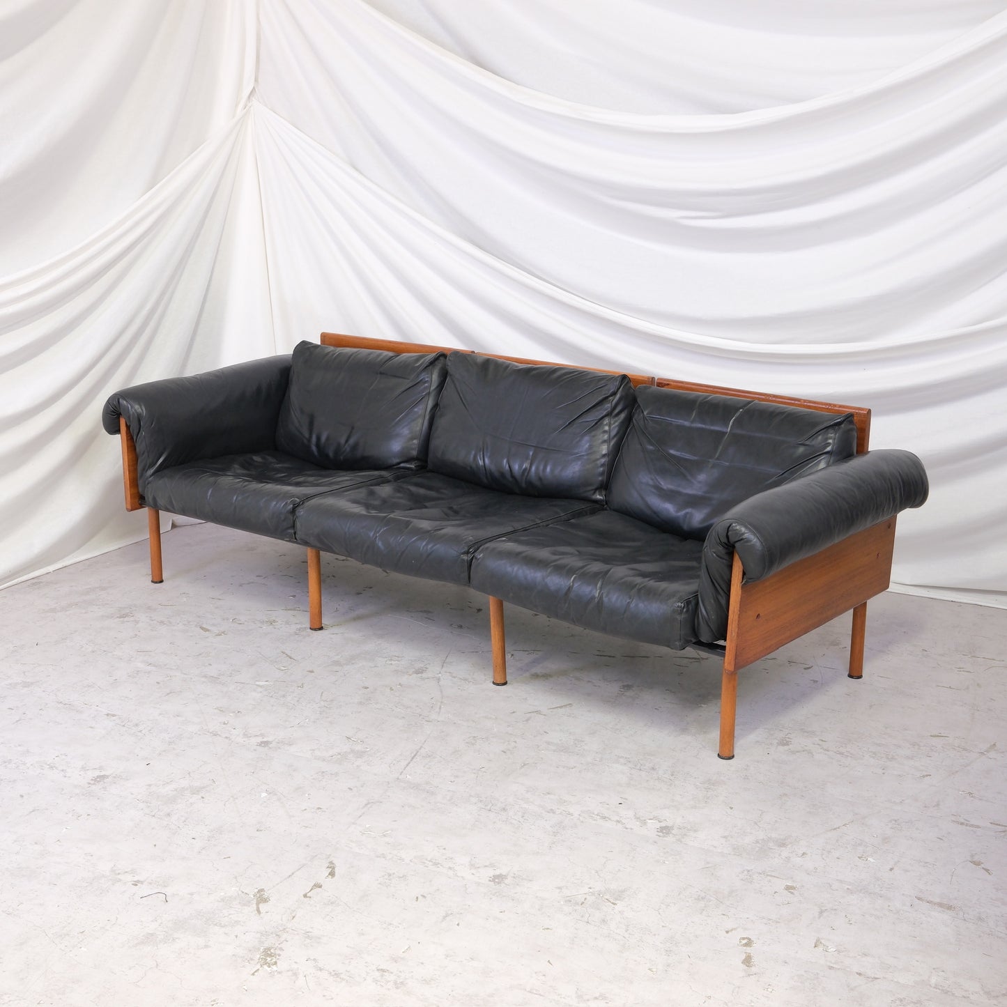 Yrjö Kukkapuro Ateljee 3-Seater Sofa in Black Leather