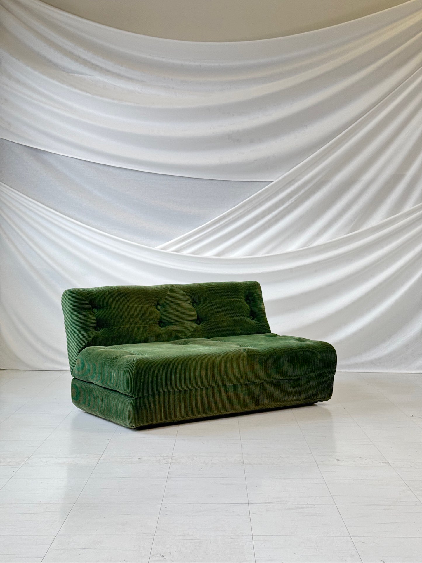 Easy Sofa by Ahti Taskinen