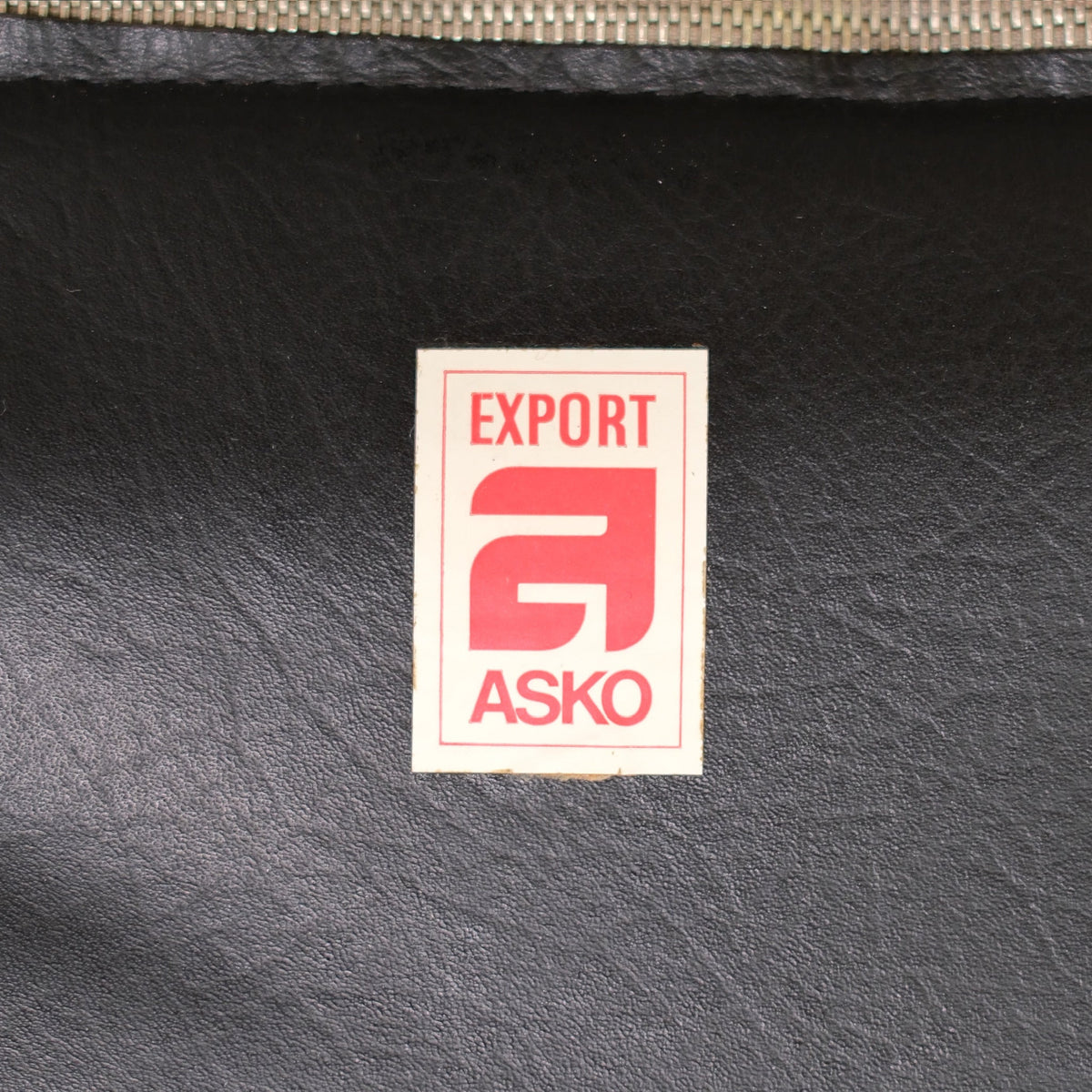 Ilmari Lappalainen Pulkka -nojatuoli, valmistaja Asko Export