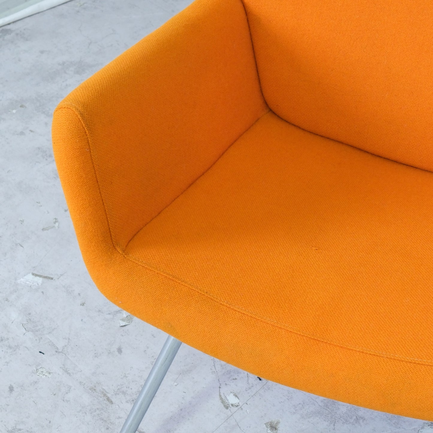 Yrjö Kukkapuro Moderno L-23 Chair for Lepo Product Oy - Orange
