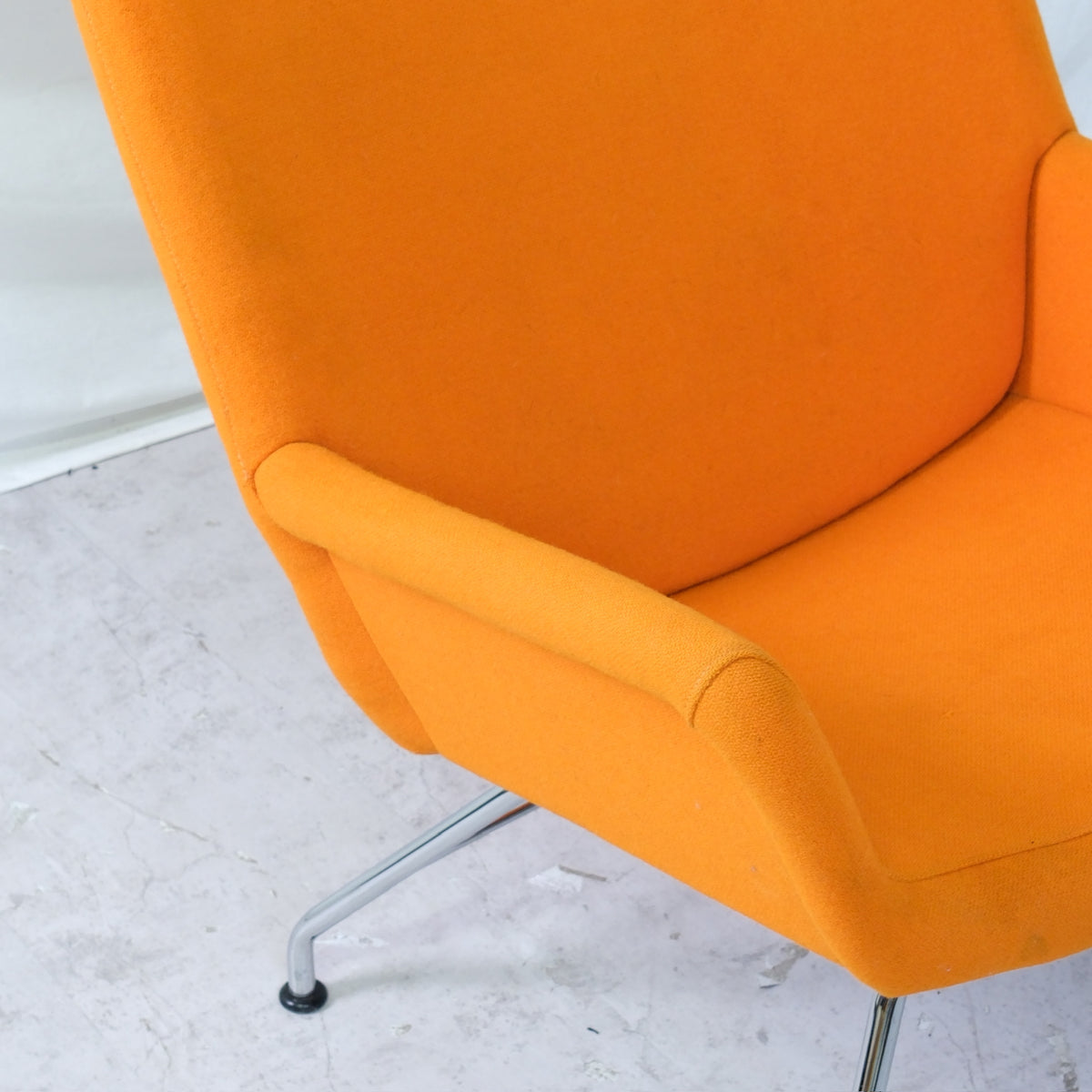 Yrjö Kukkapuro Moderno L-23 Chair for Lepo Product Oy - Orange