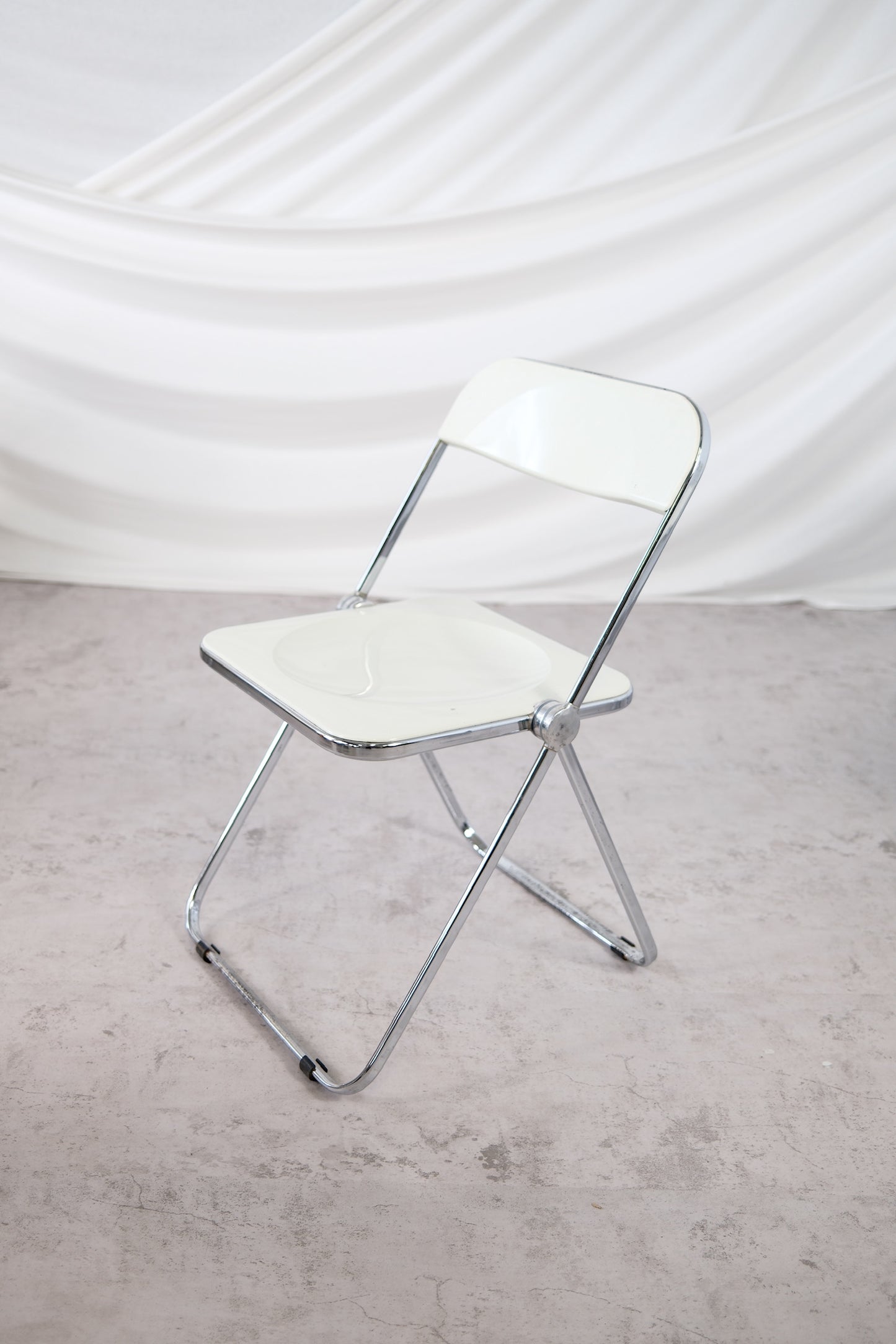 Iconic 1970s Plia Folding Chairs by Giancarlo Piretti for Anonima Castelli
