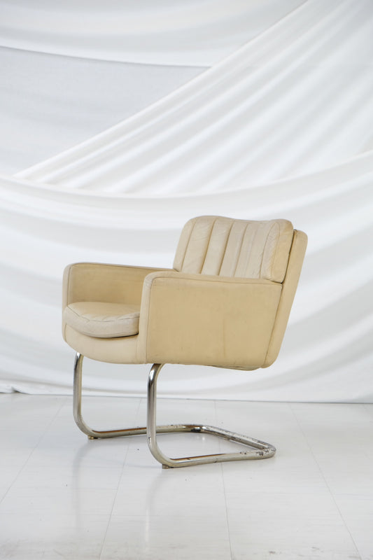 Esko Pajamies "Contra" Lounge Chair – Asko, Finland, 1970s