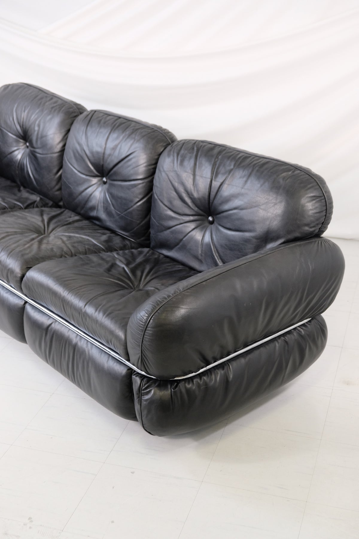 Isku “Hannibal” Sofa by Kurt Hvitsjö