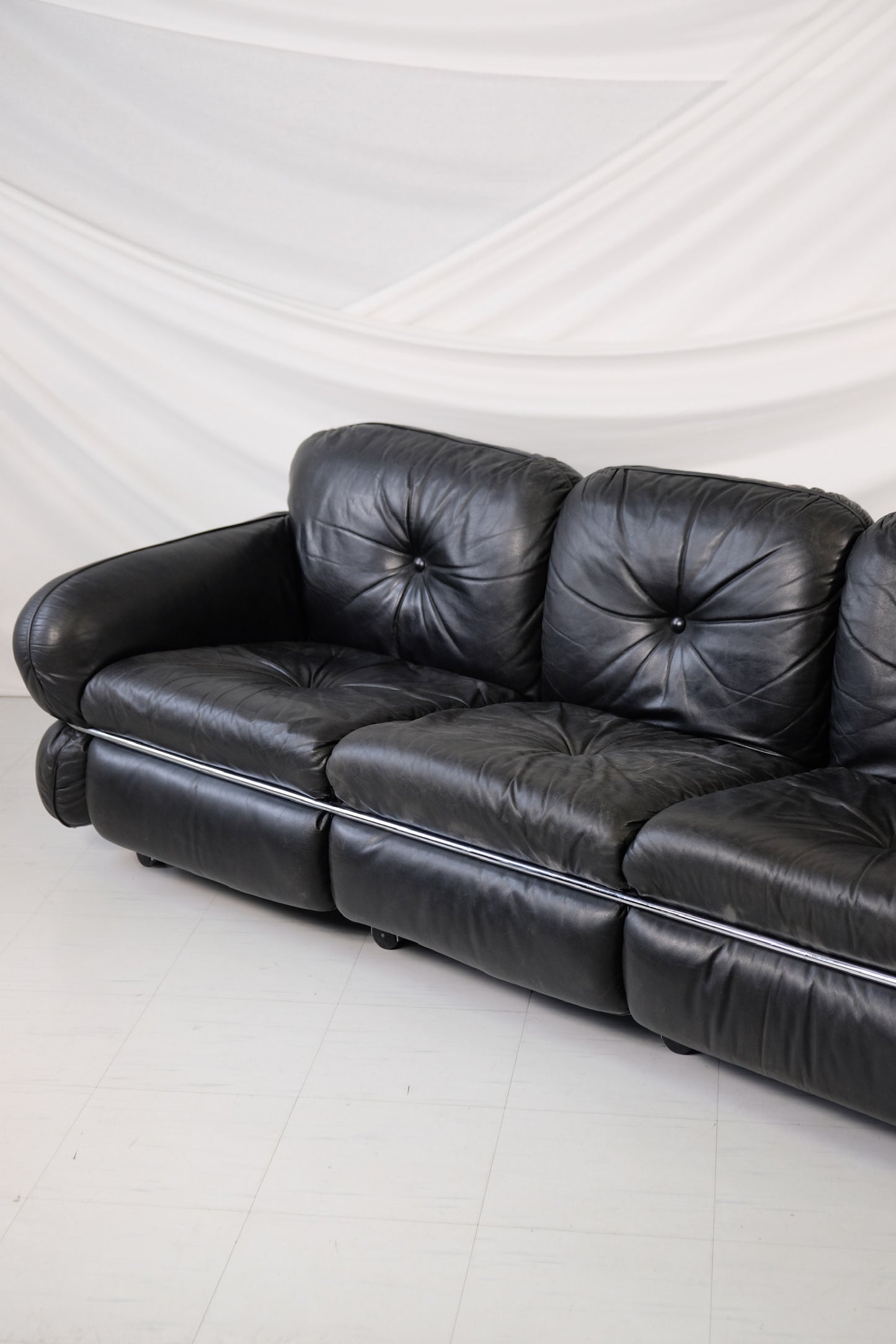Isku “Hannibal” Sofa by Kurt Hvitsjö