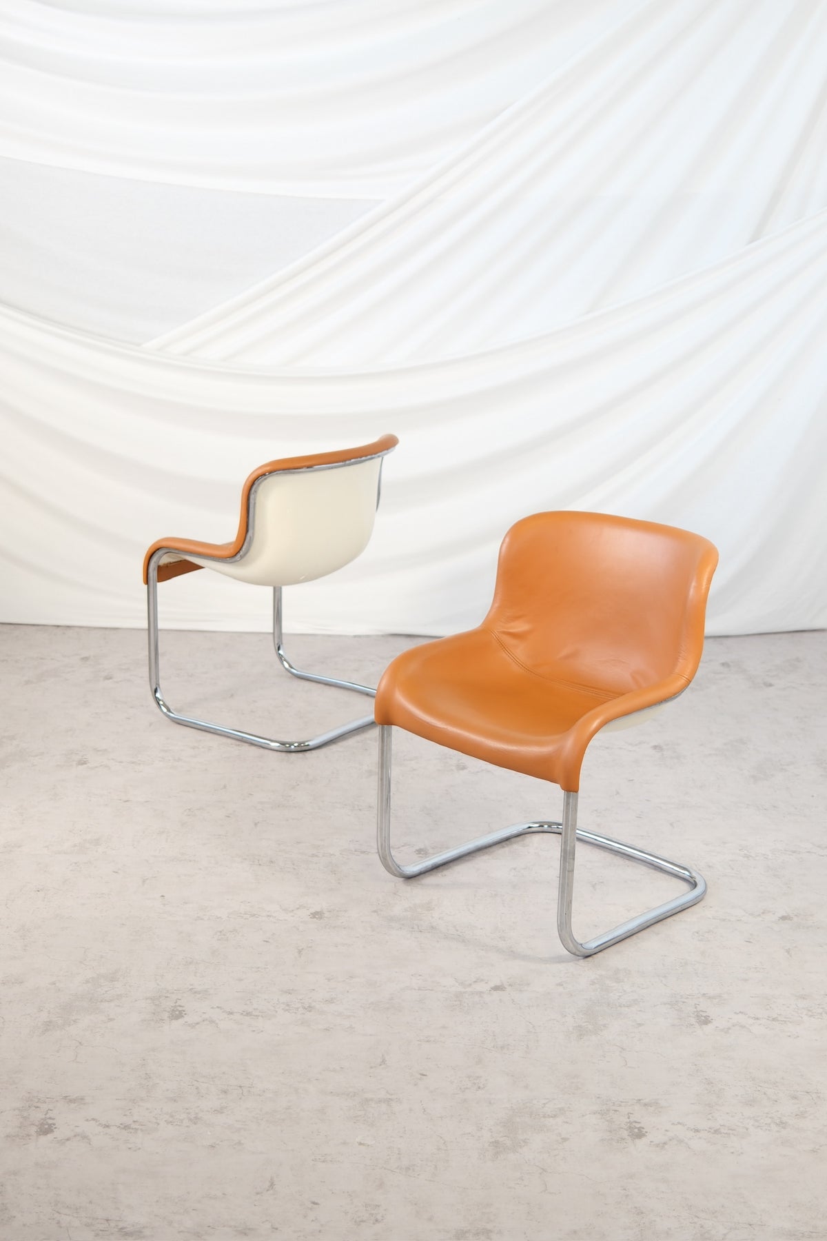 Esko Pajamies Elefantti-tuolit, 1960-luku