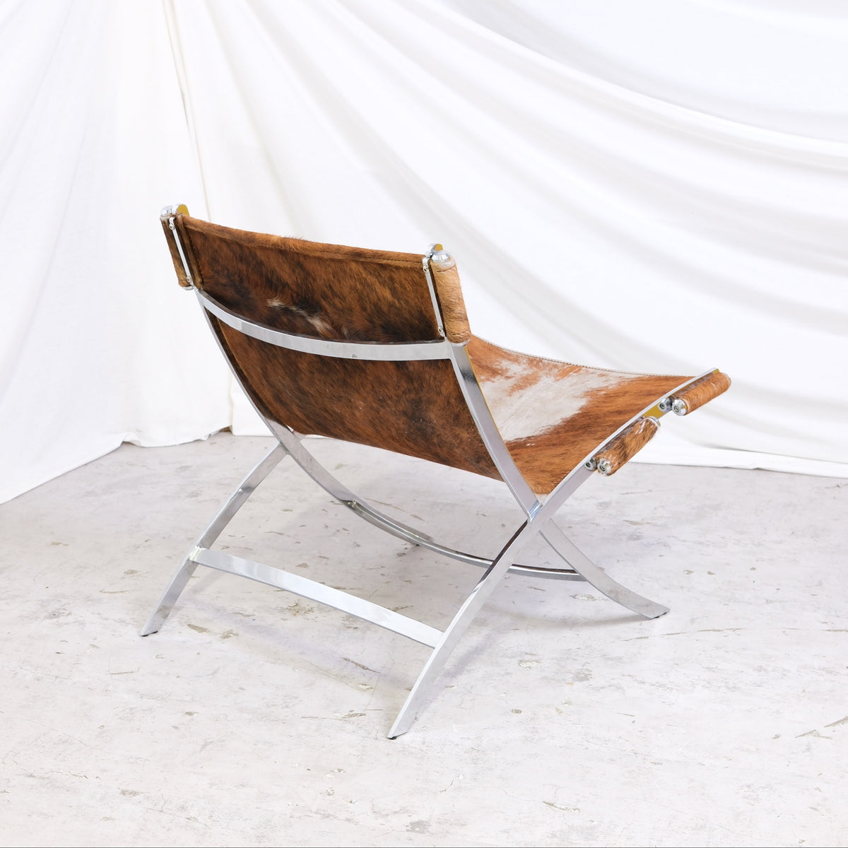 Antonio Citterio Scissor -tuoli, poninkarvanahka