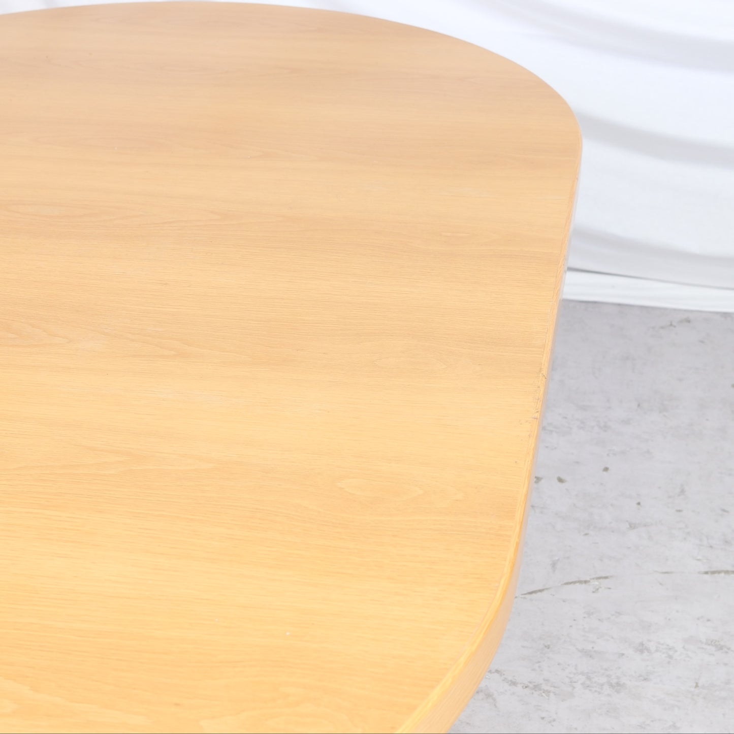 Artek suuri saarnipöytä HL2-jaloilla – Alvar Aalto, tilaustuote