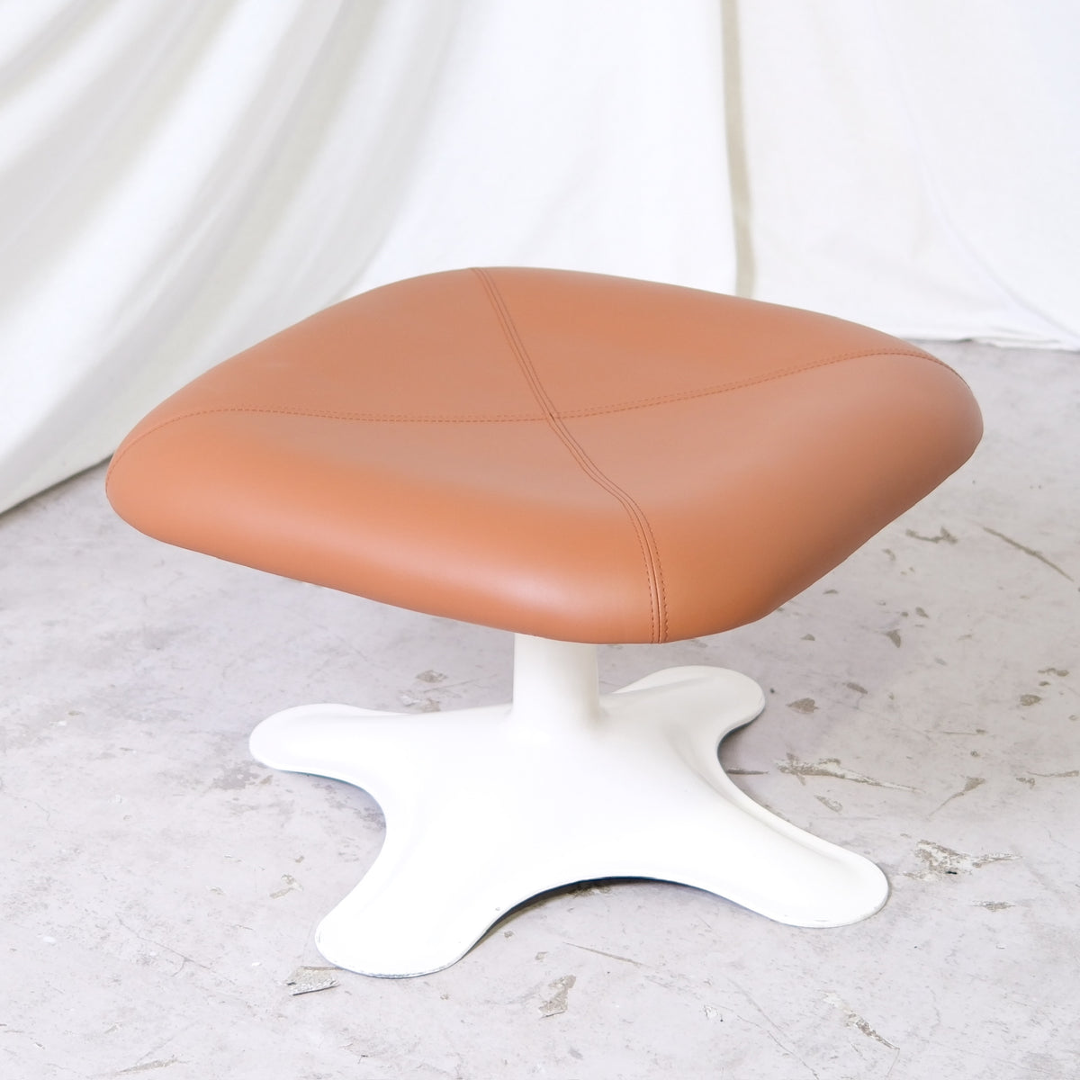 Yrjö Kukkapuro Karuselli Chair with Ottoman by Haimi