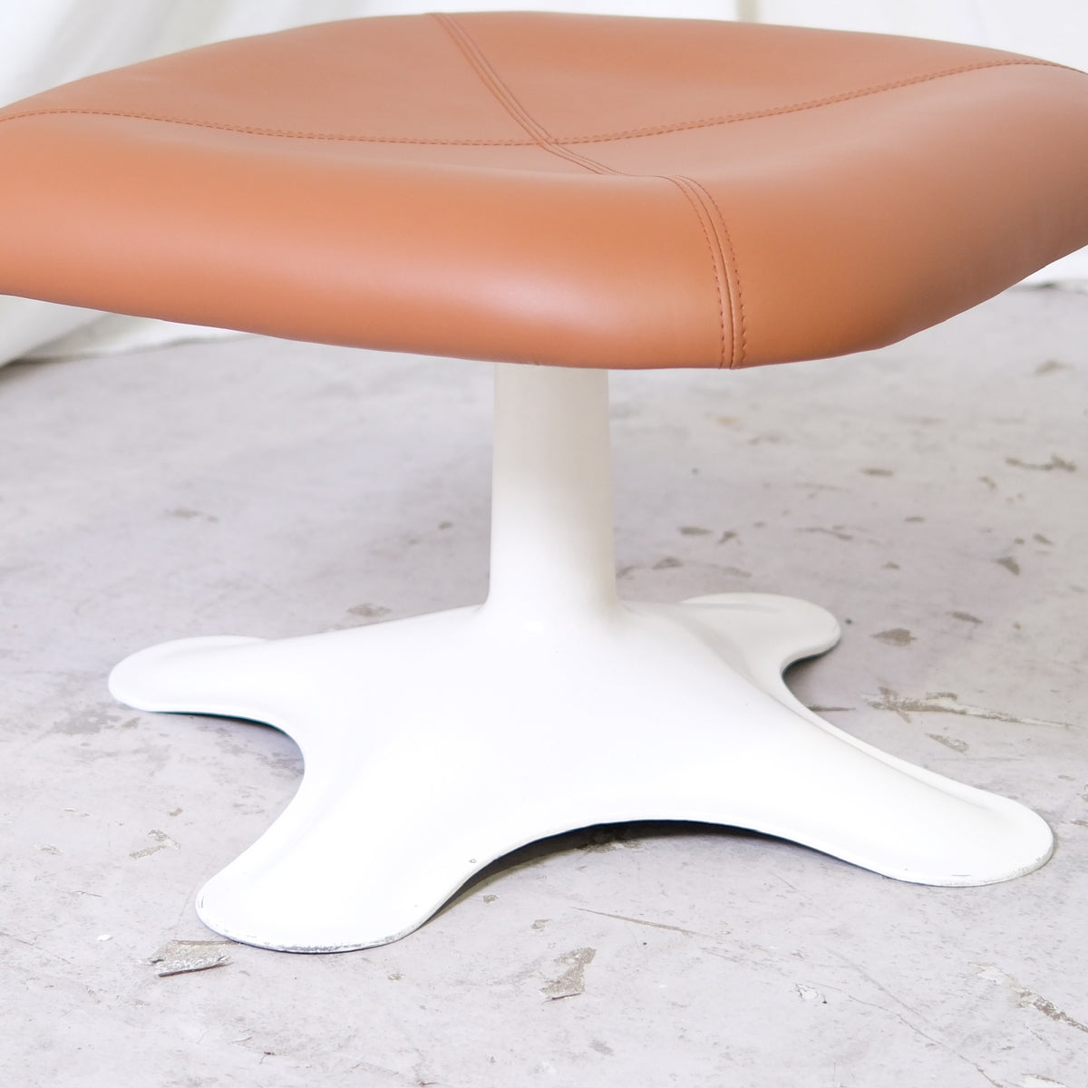 Yrjö Kukkapuro Karuselli Chair with Ottoman by Haimi