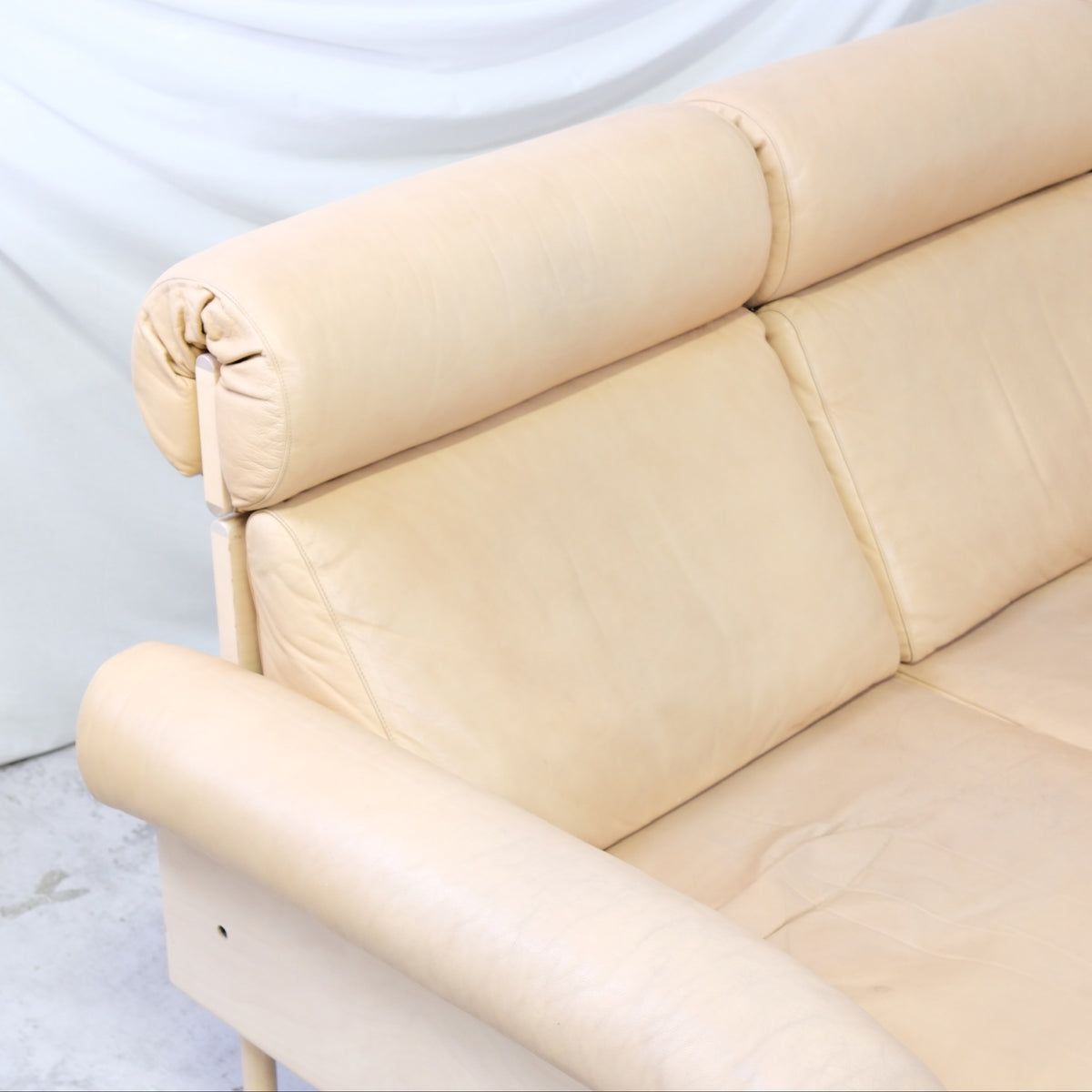 Yrjö Kukkapuro Ateljee 3-Seater Sofa in Beige Leather with Birch Frame with Headrests