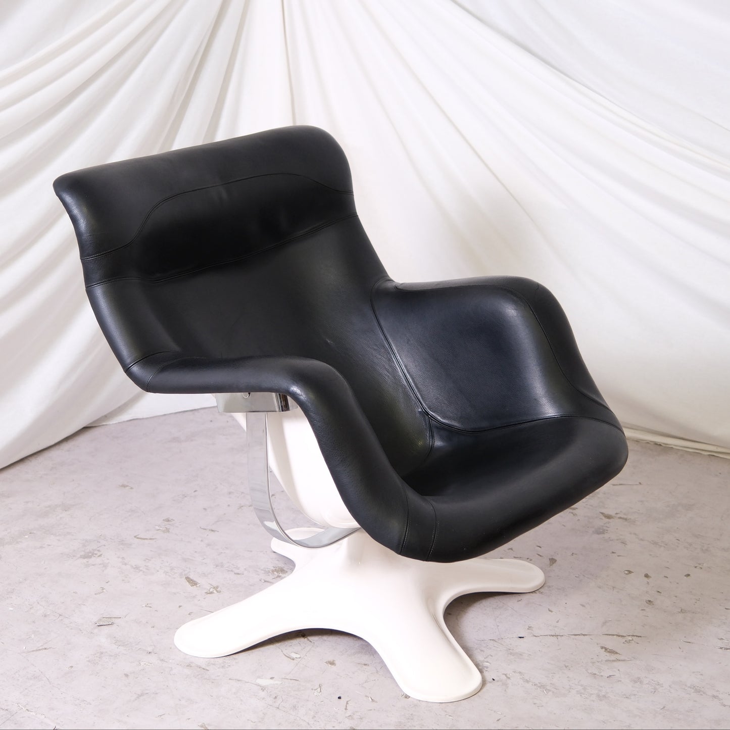 Yrjö Kukkapuro Karuselli Chair by Avarte