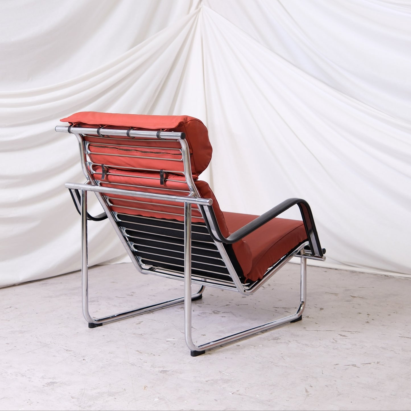 Yrjö Kukkapuro Remmi Lounge Chair - Terracotta leather