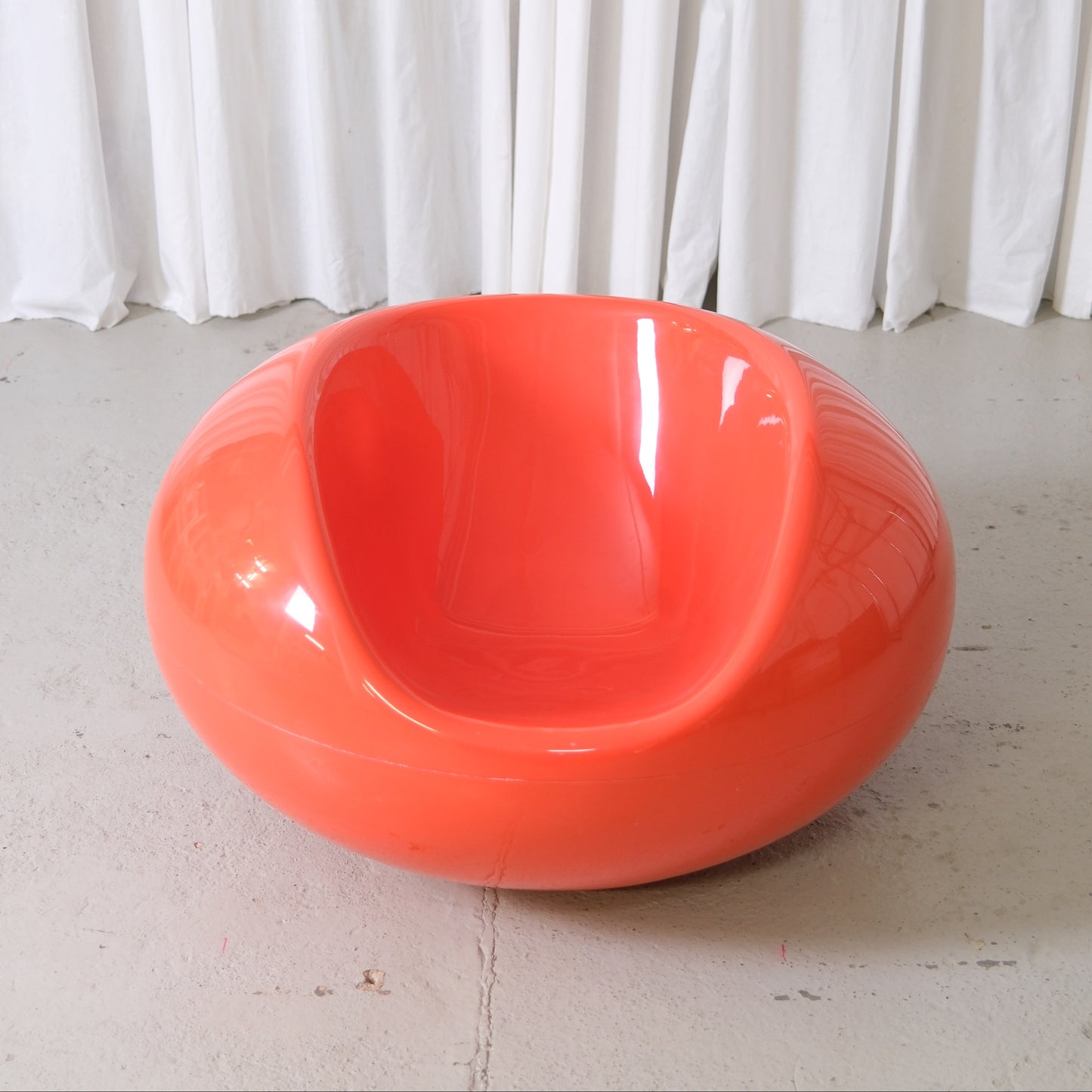 Eero Aarnio Pastilli Chair in Orange