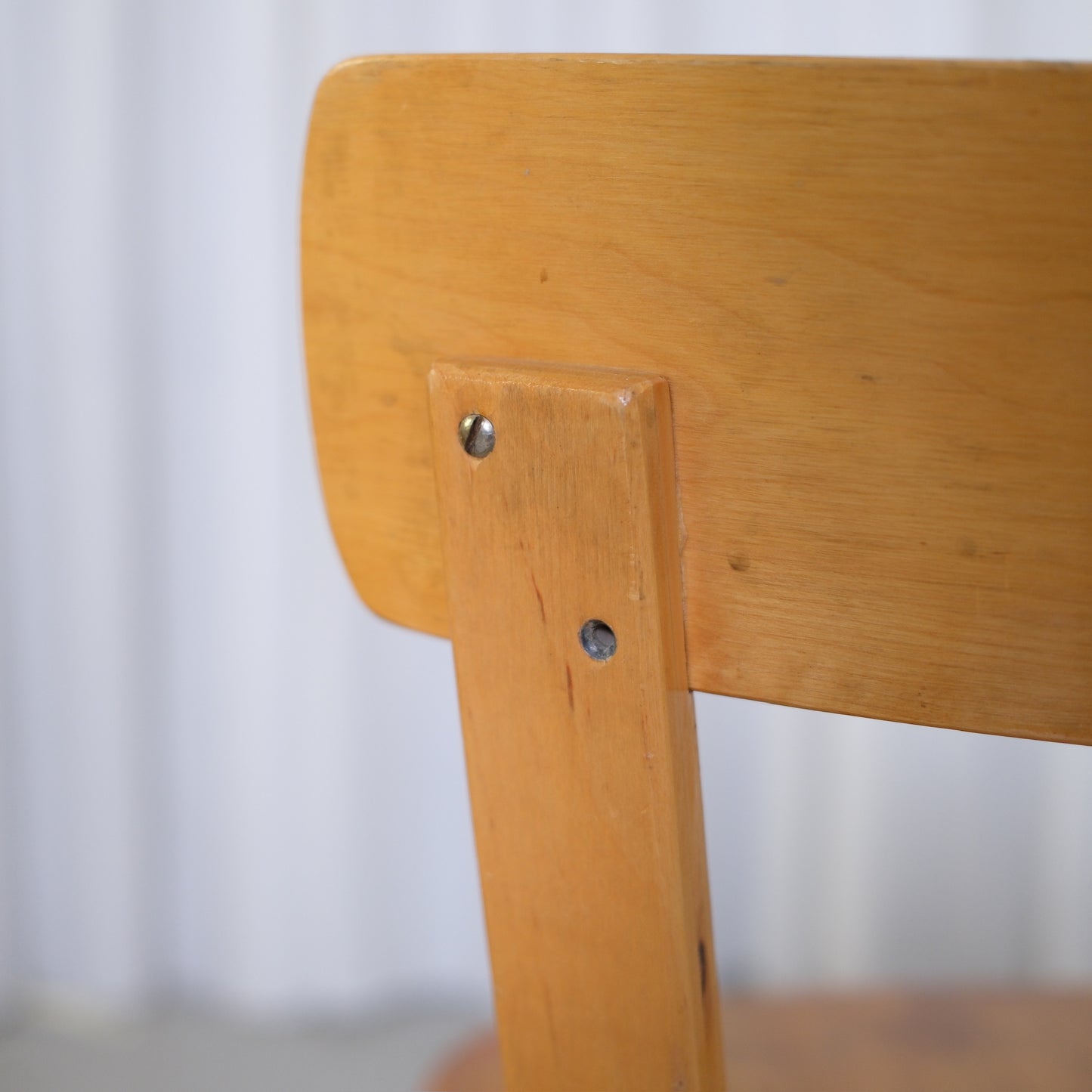 Alvar Aalto 69 Sandwich -tuolit, valmistaja Artek, 1930-luku