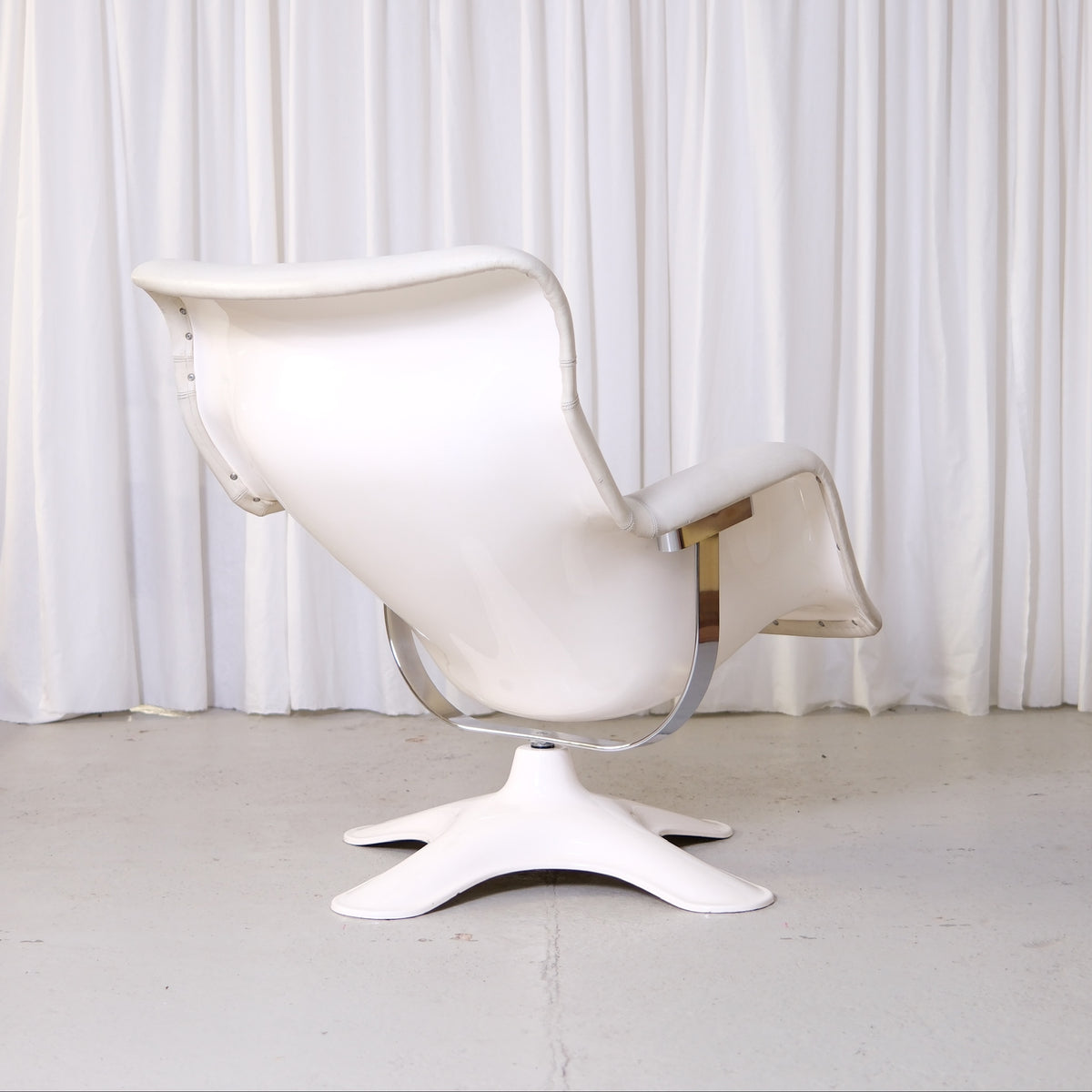 Yrjö Kukkapuro Karuselli Lounge Chair by Avarte